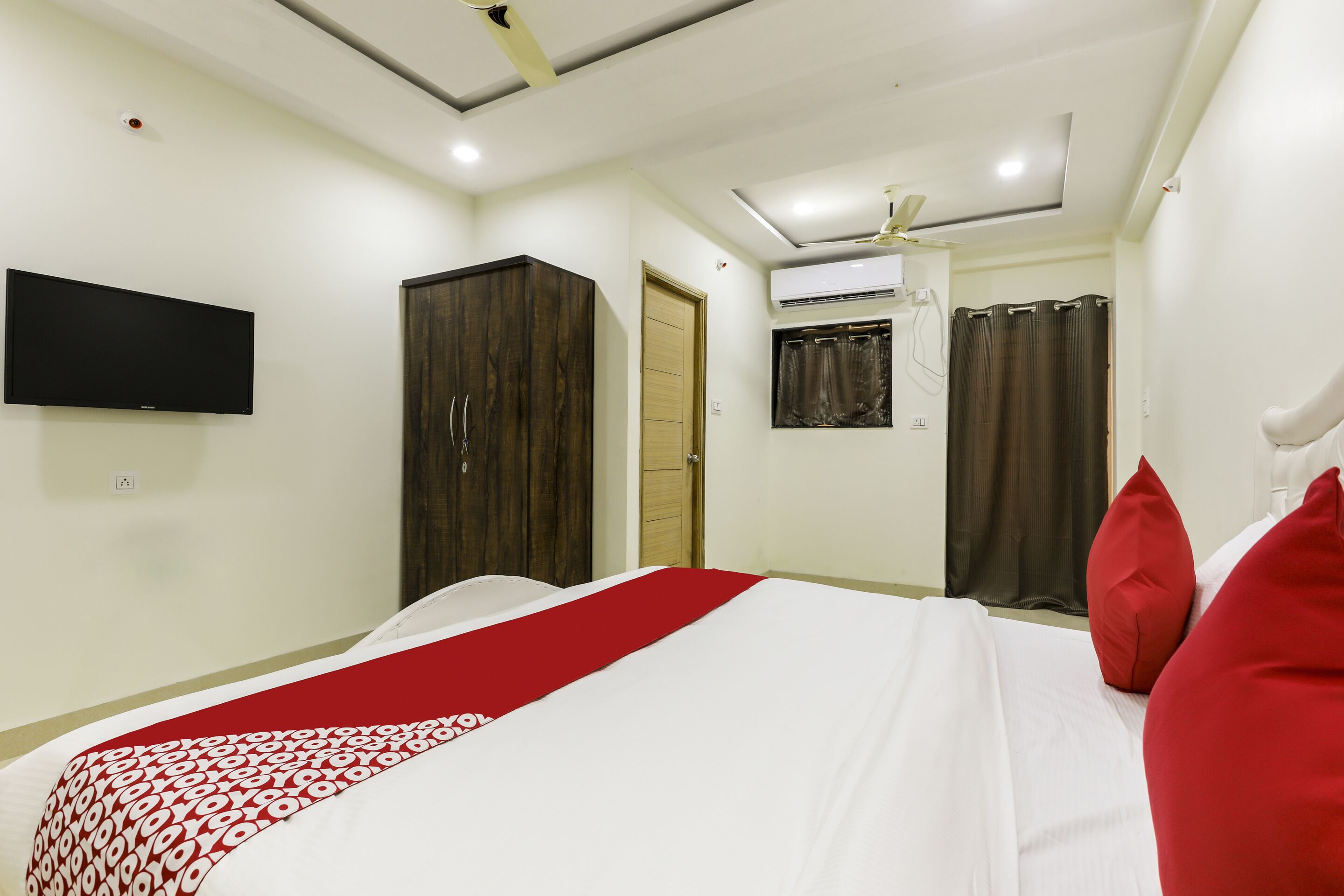 Hotel Jainam Regency by OYO Rooms