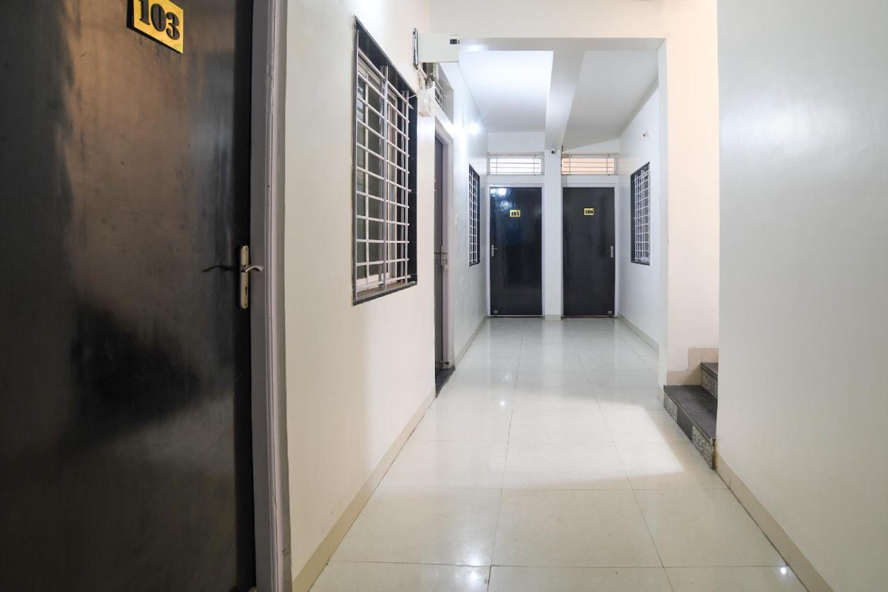 Hotel Love by OYO Rooms