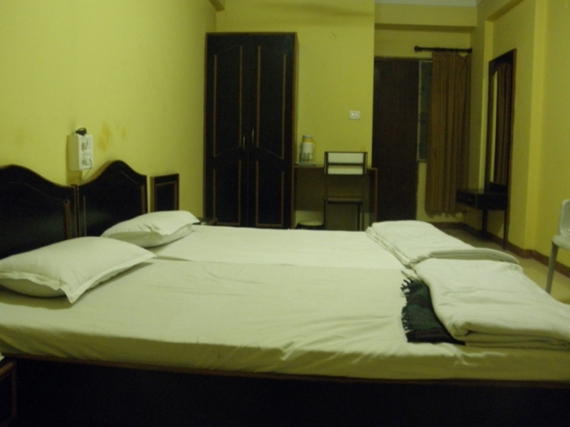 Hotel Mangal Regency