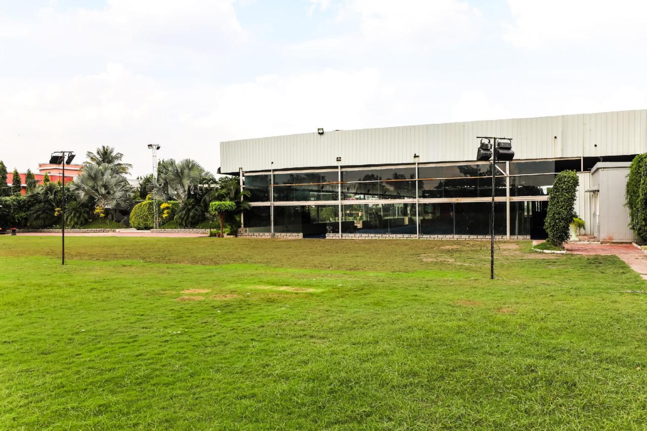 Hotel Rangoon Resort by OYO Rooms