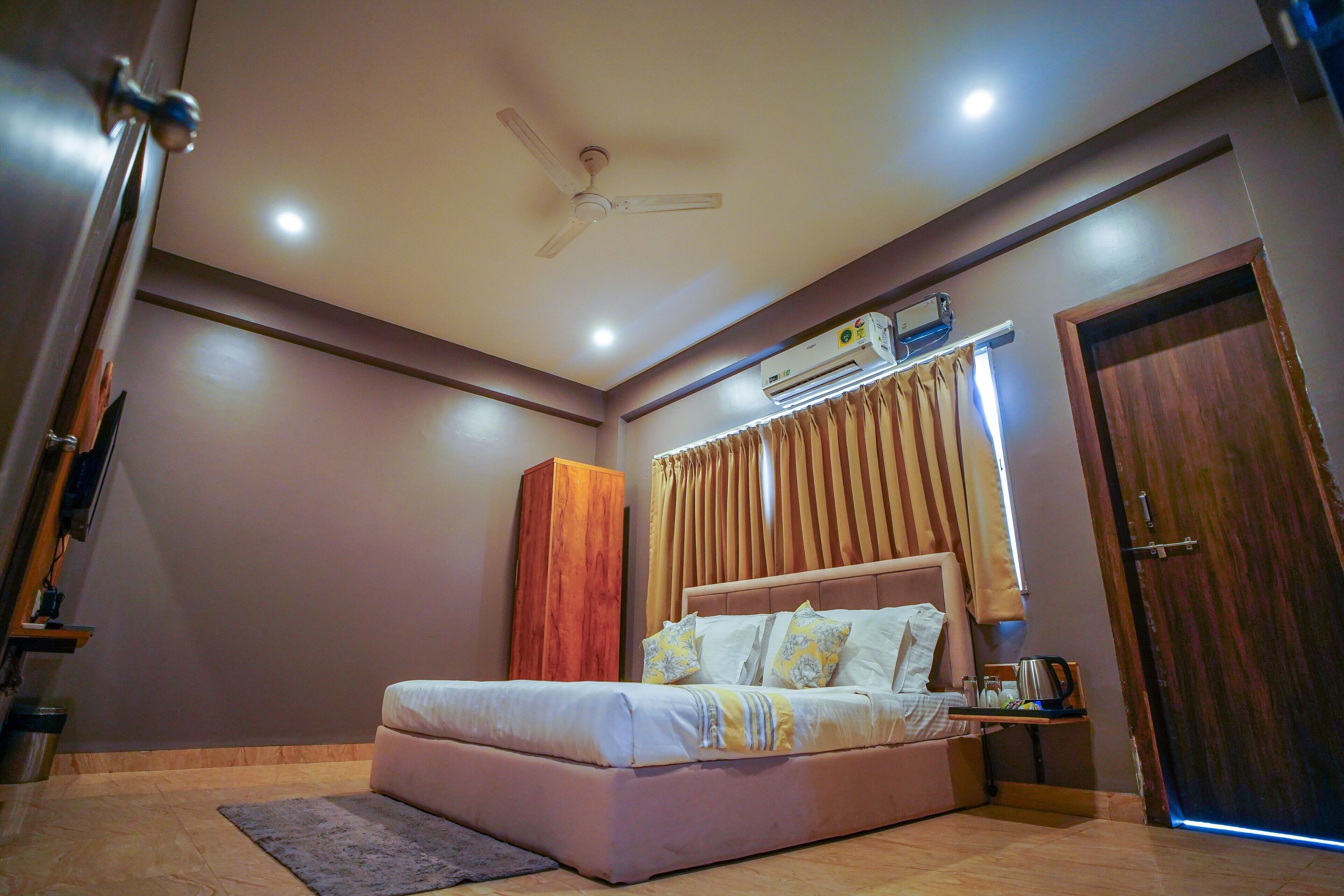 Hotel Shree Shell Inn