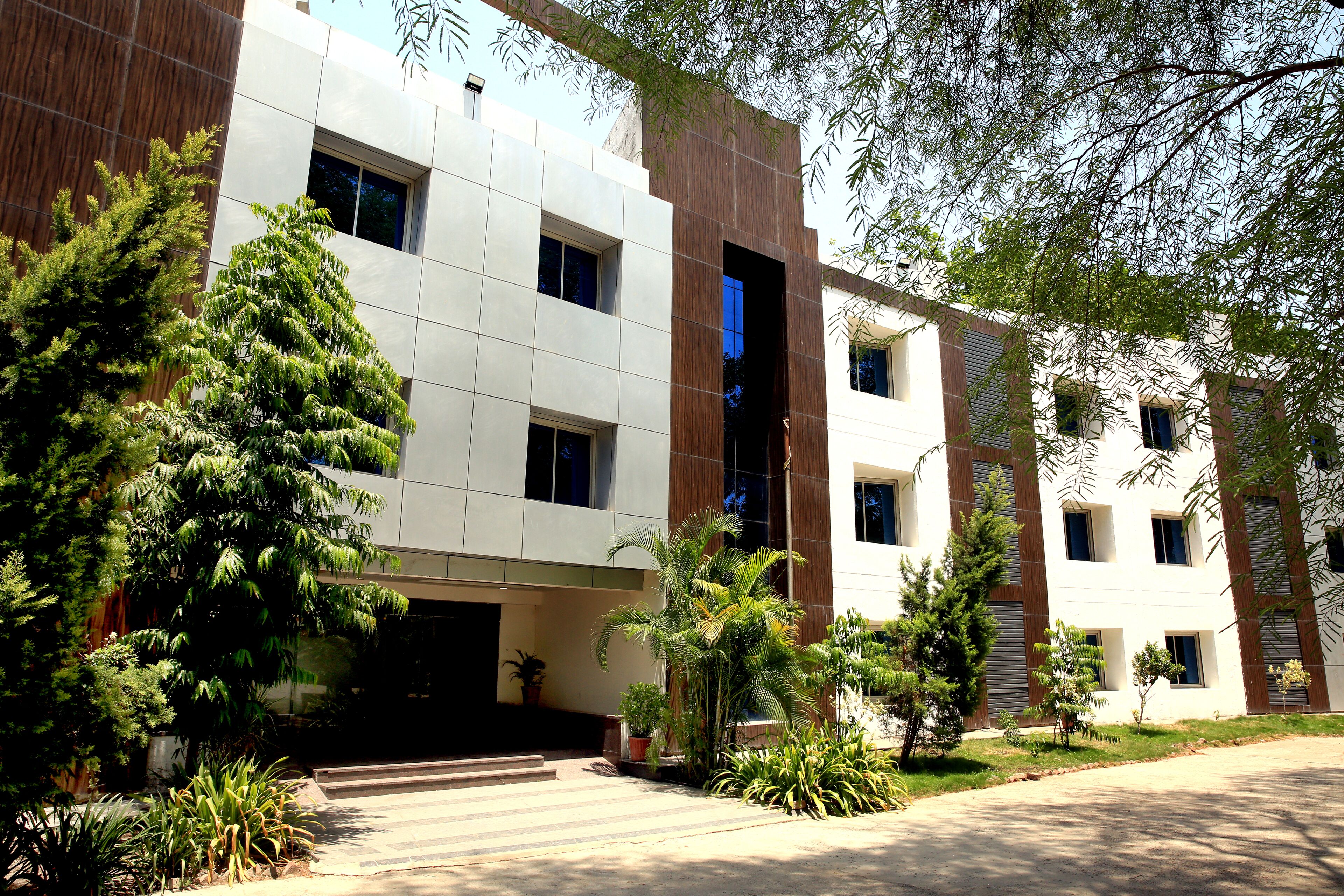 Hotel Shri Krishna Baag Indore