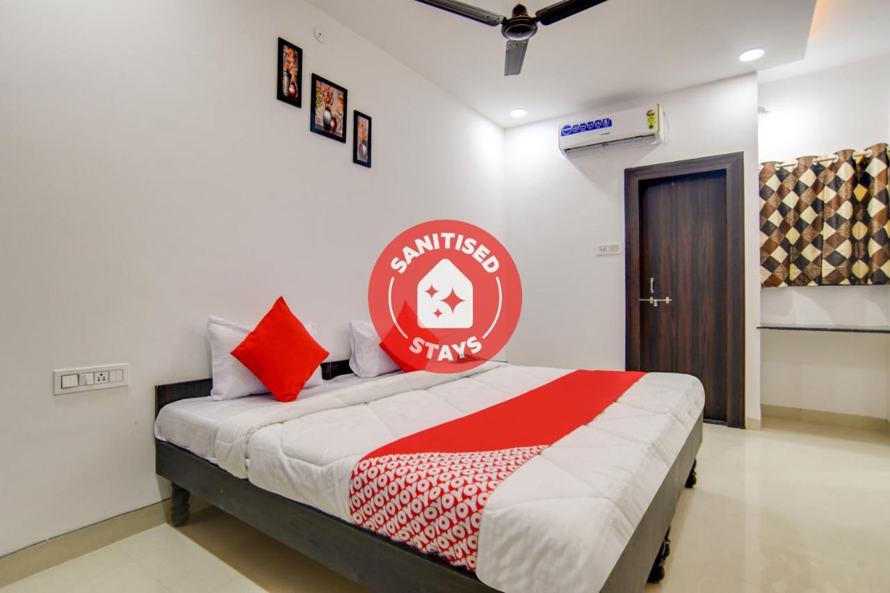 Joy Inn by OYO Rooms