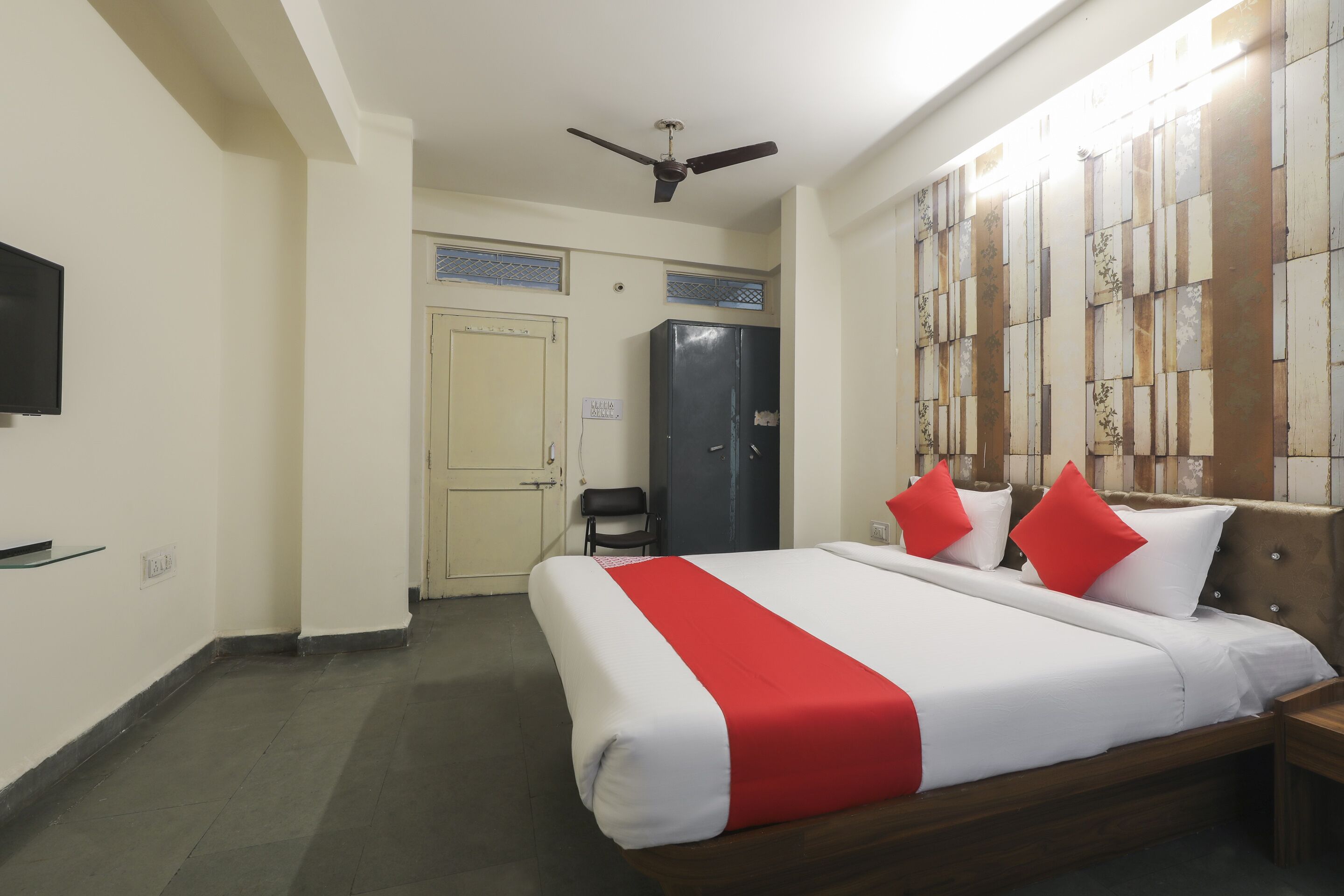 Karnawat Guest House by OYO Rooms