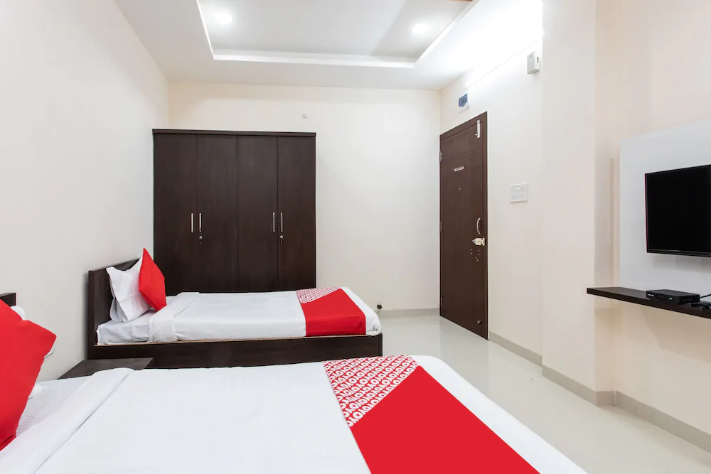 OYO 26905 Hotel Aalishan