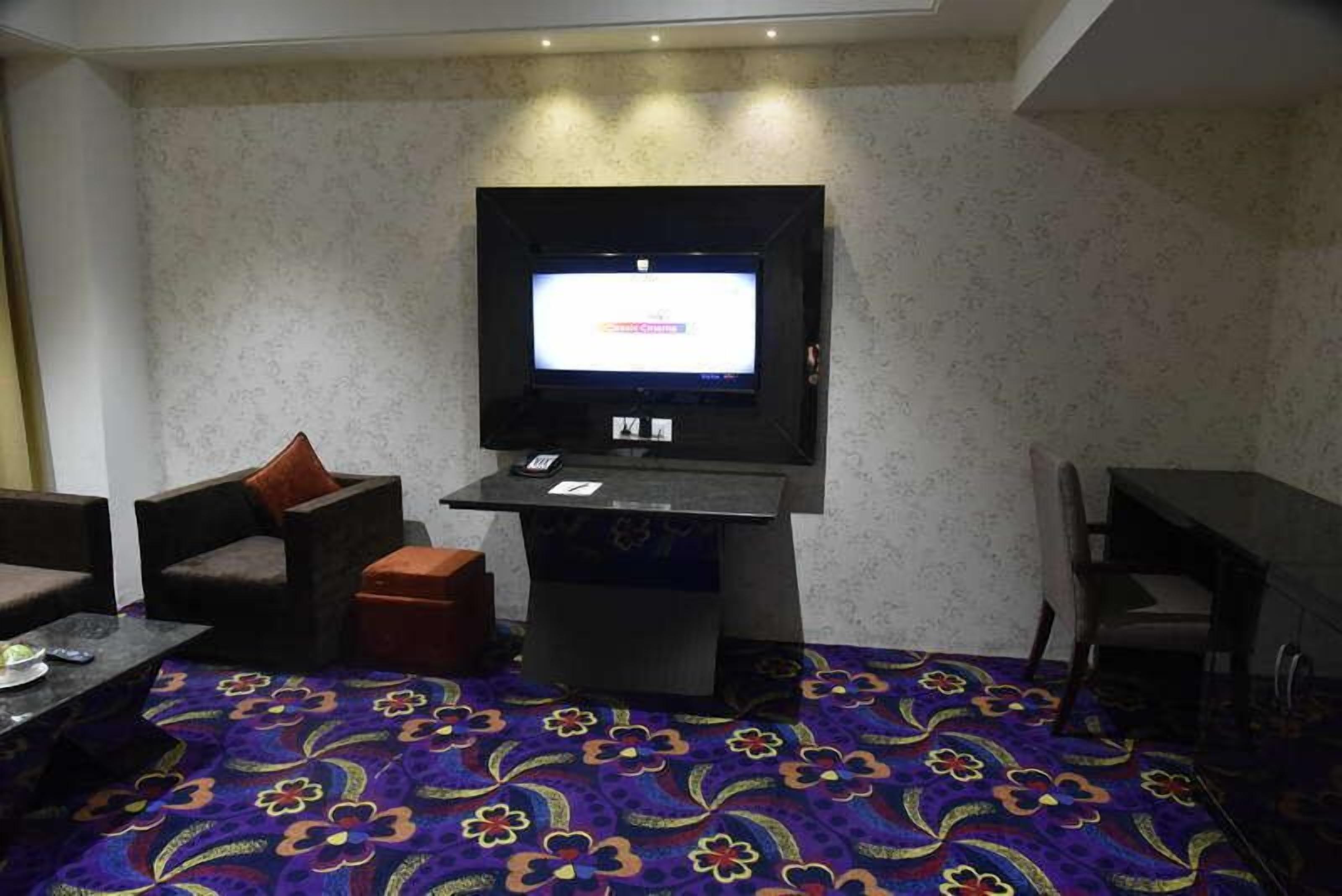 Pride Hotel & Convention Centre Indore