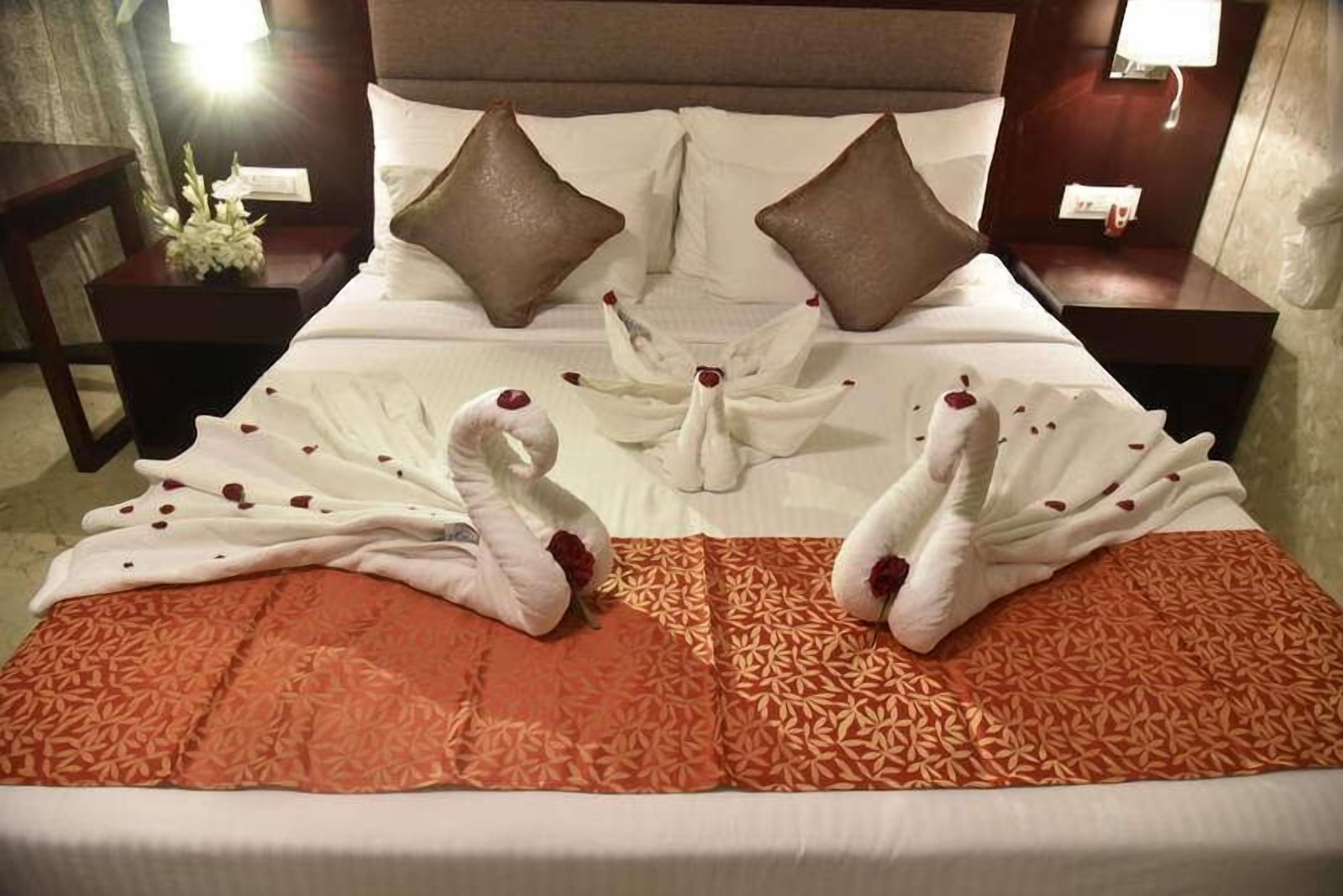 Pride Hotel & Convention Centre Indore