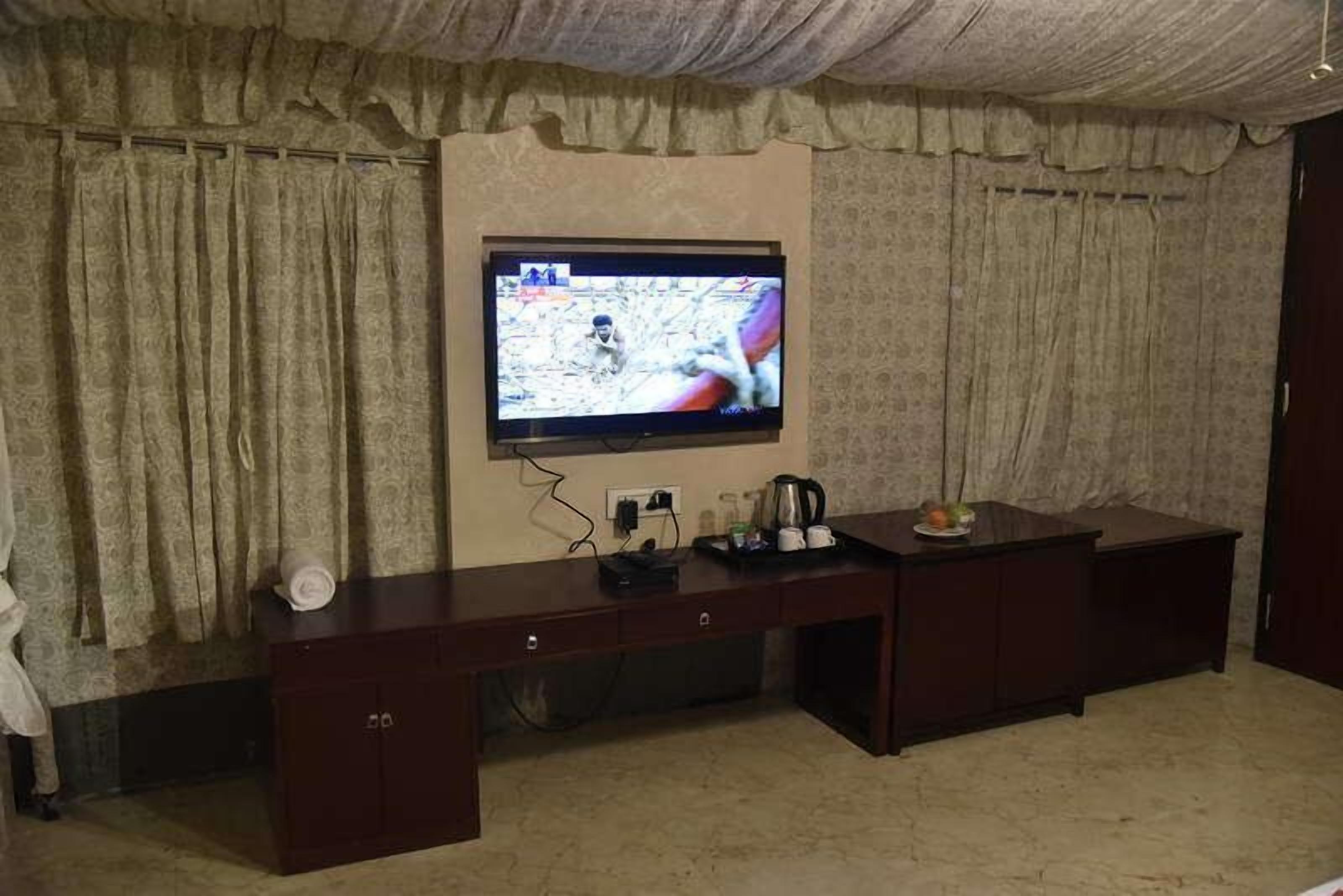 Pride Hotel & Convention Centre Indore