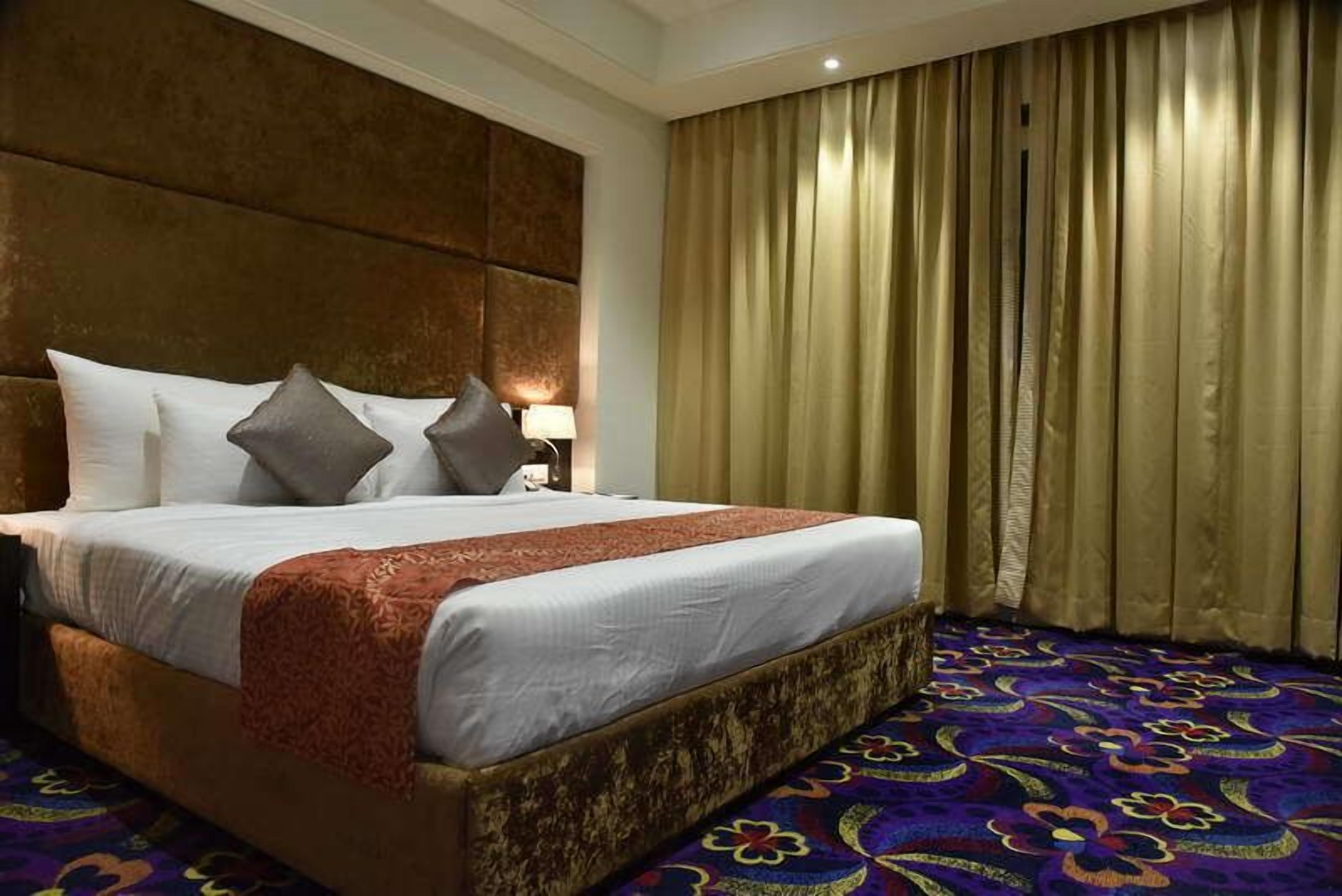 Pride Hotel & Convention Centre Indore