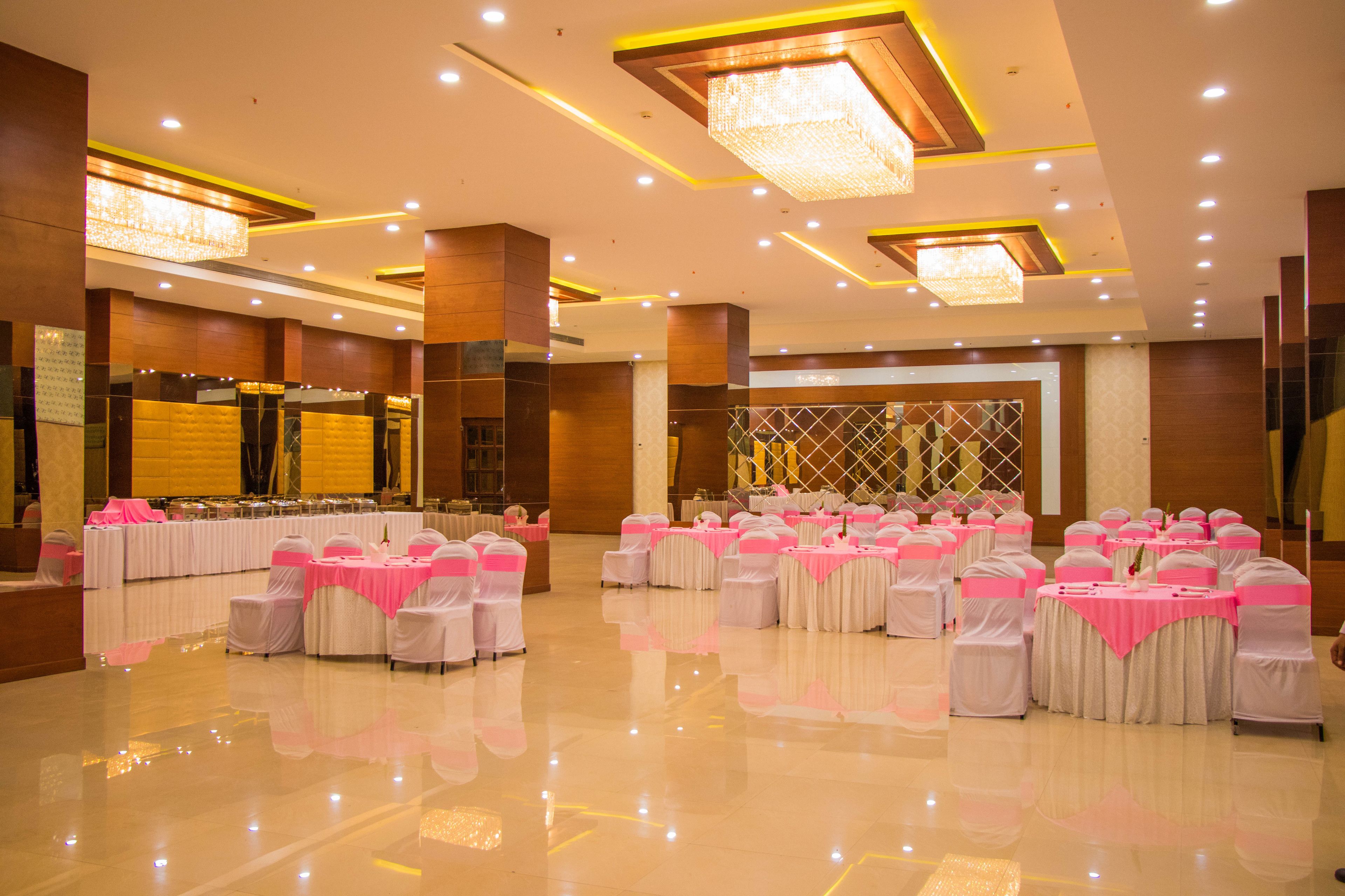 Regenta Central, Indore