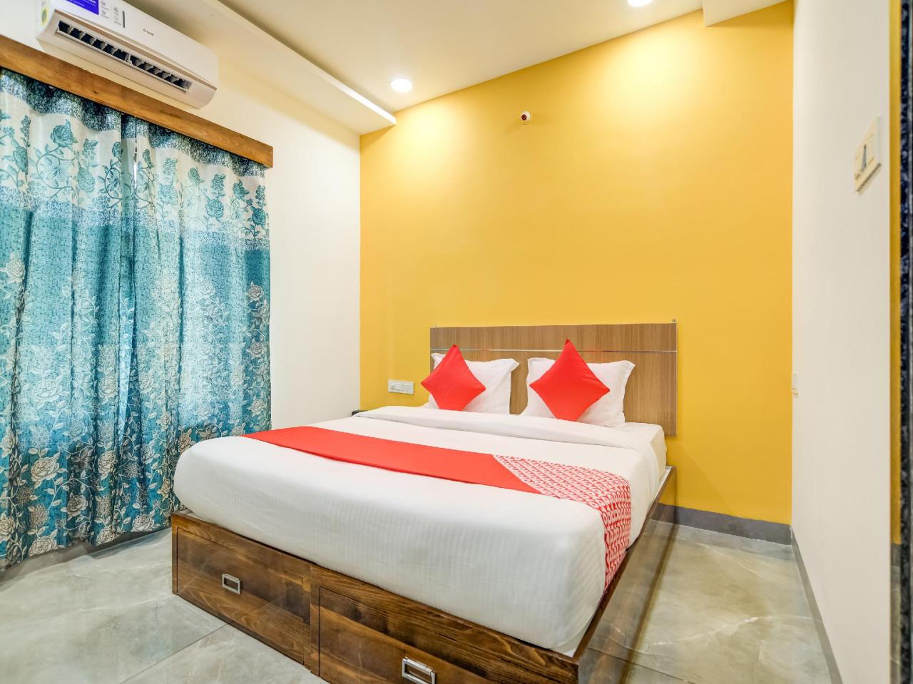 The Rudraksh Inn 2 by Oyo Rooms