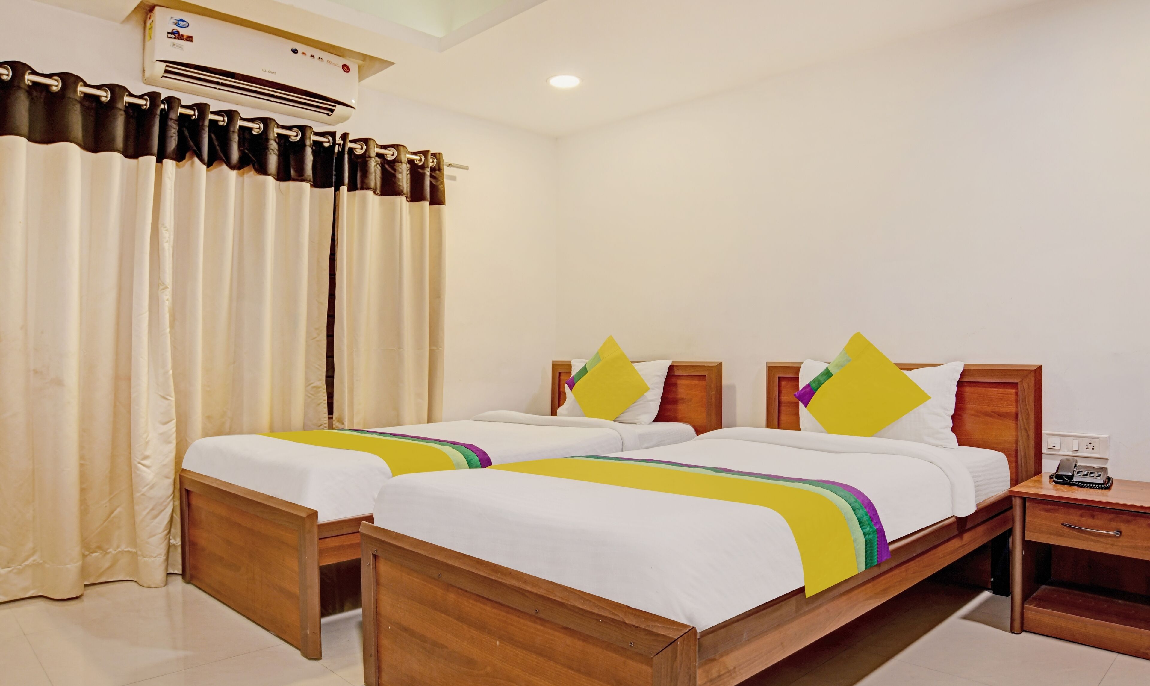 Treebo Trip Utsav Suites