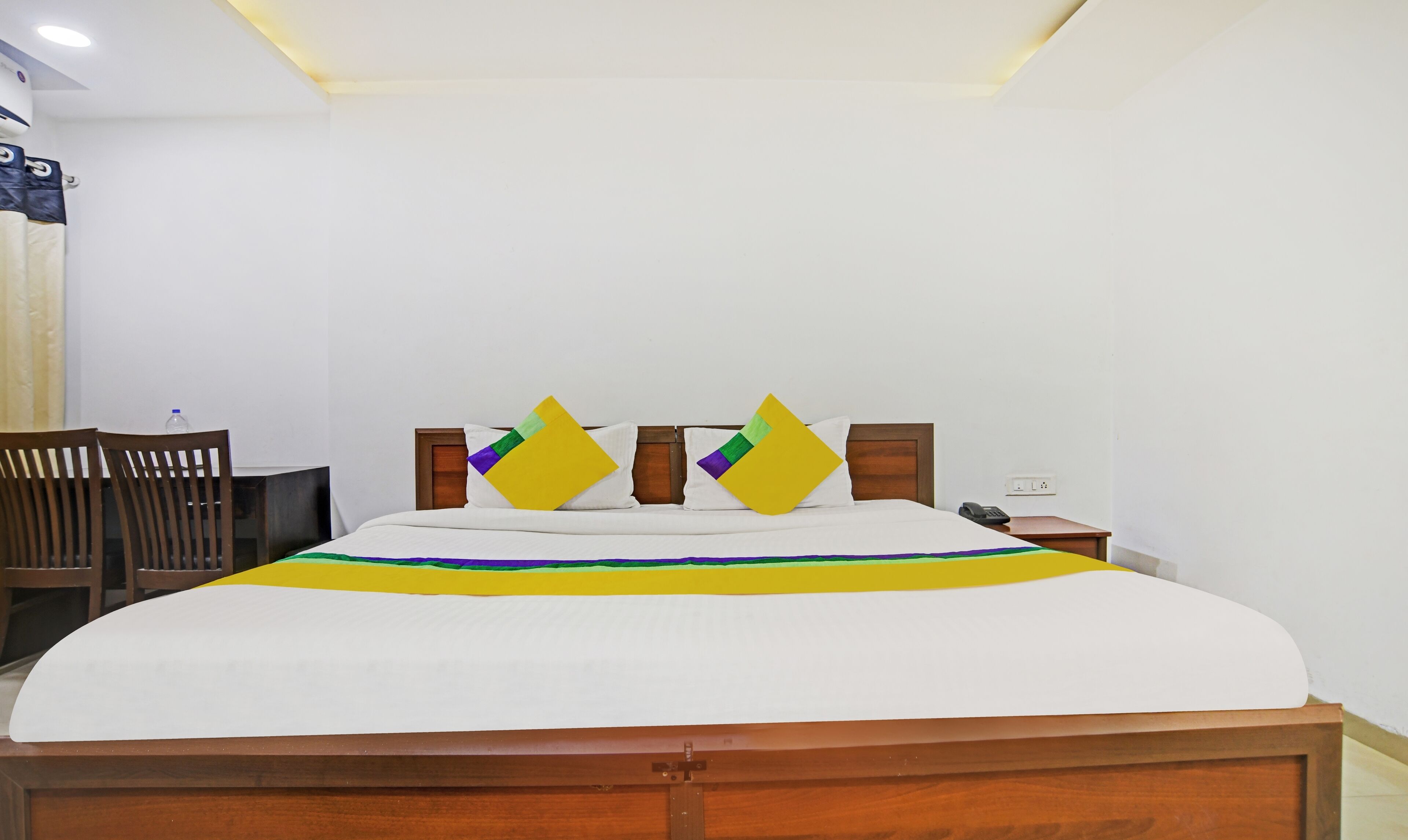 Treebo Trip Utsav Suites