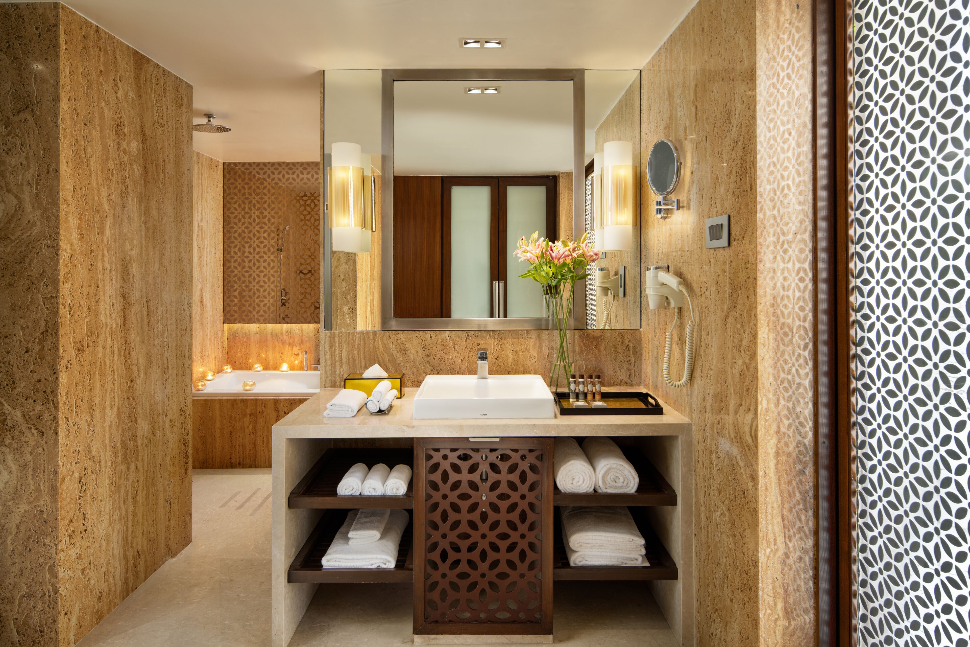 Wow Crest, Indore – IHCL SeleQtions