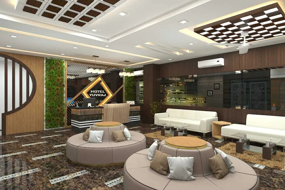Hotel Yuvraj Grand