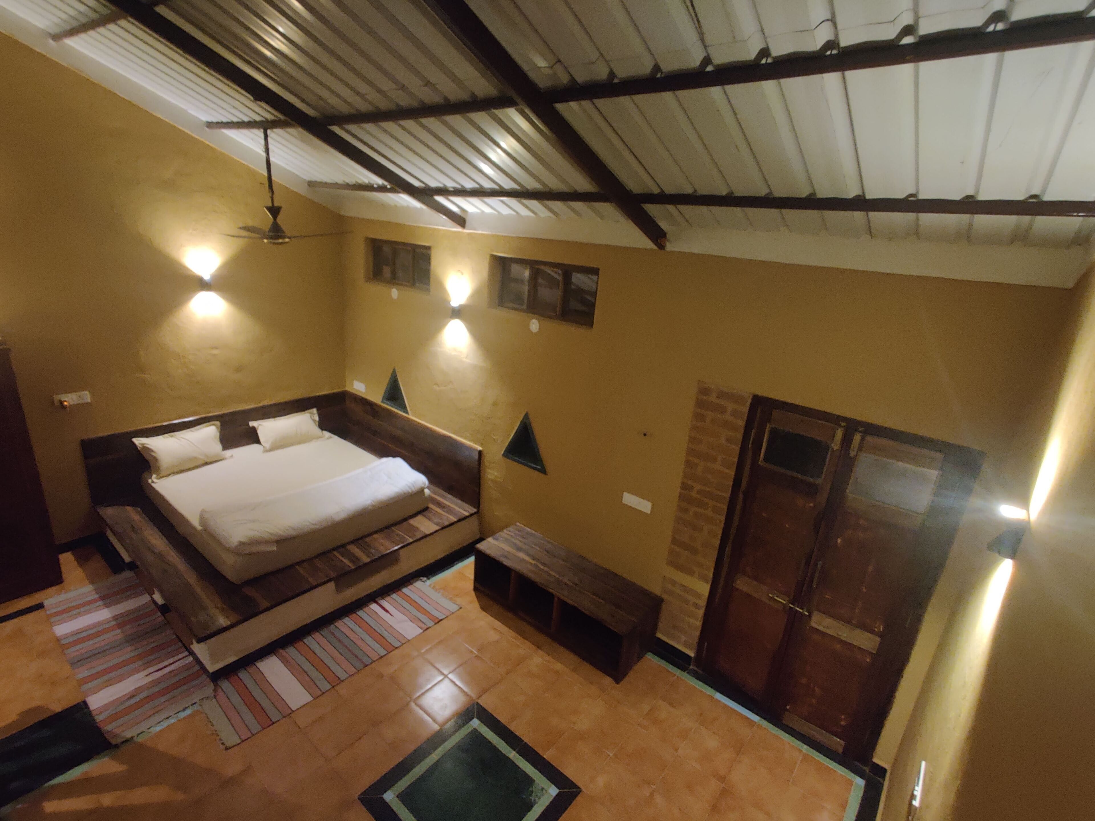 Surwahi Social Ecoestate Kanha