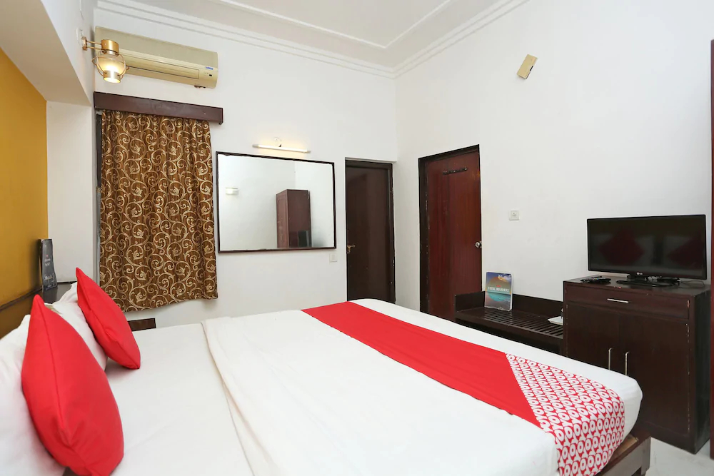 Hotel Narayana Palace by OYO Rooms