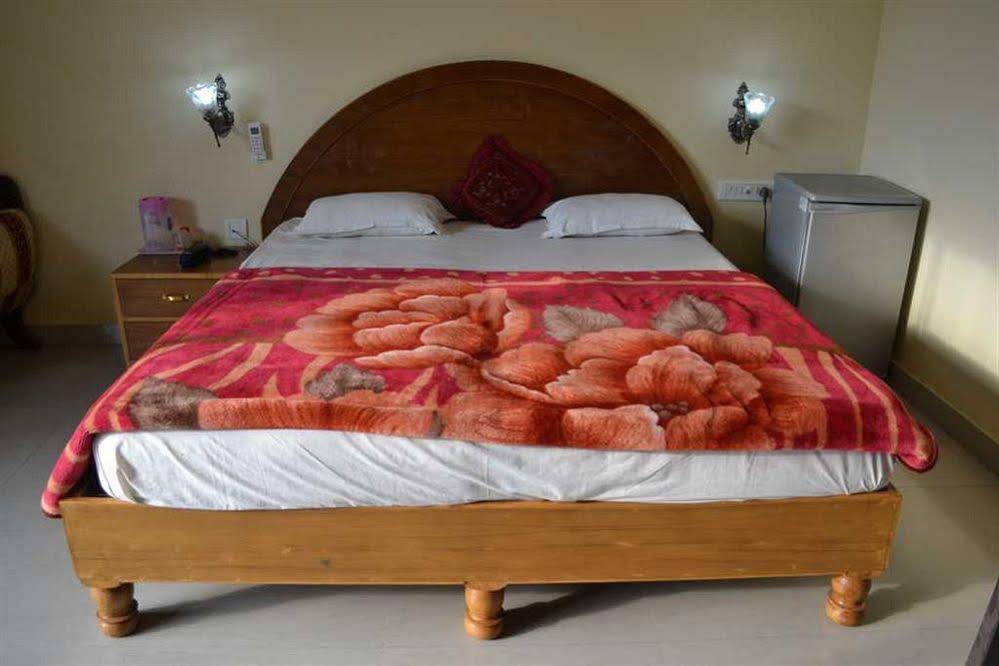 Hotel Nirvana