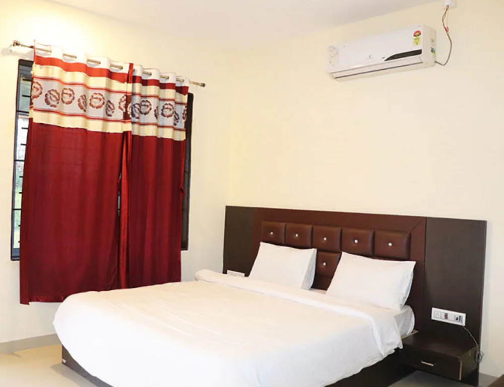Hotel Mandavgarh Residency