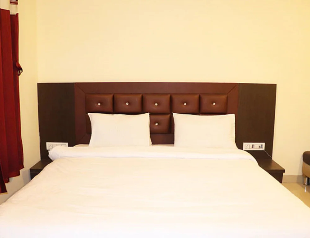 Hotel Mandavgarh Residency