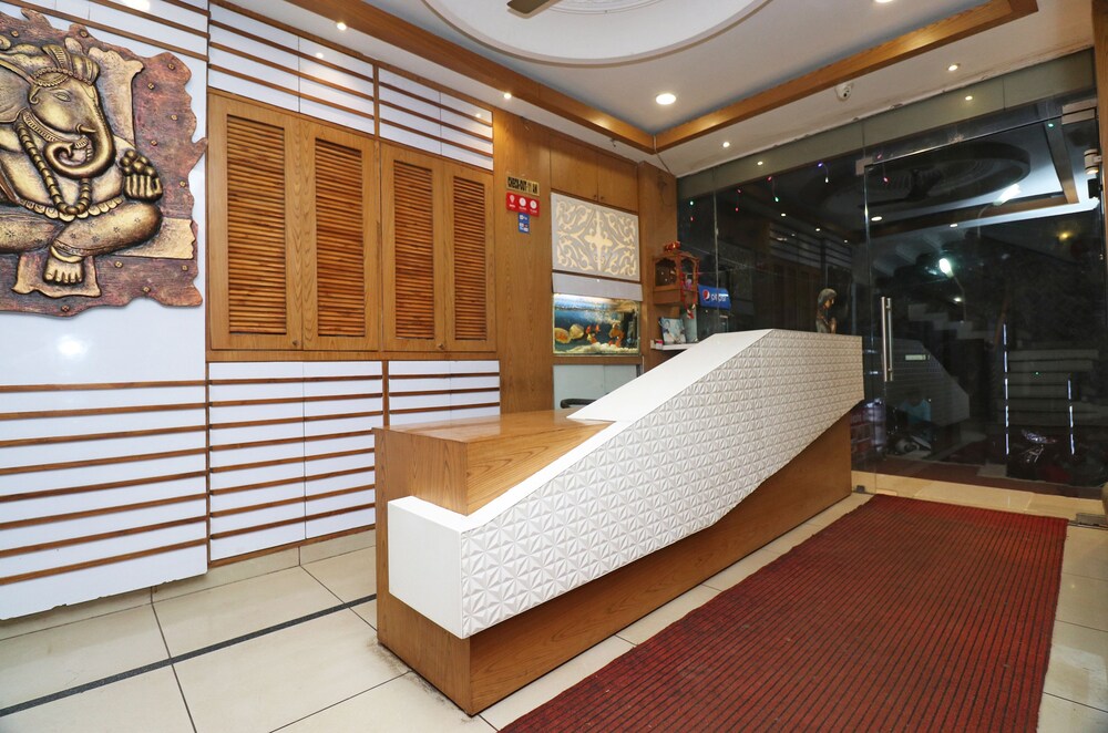 Hotel Abhilasha by OYO Rooms