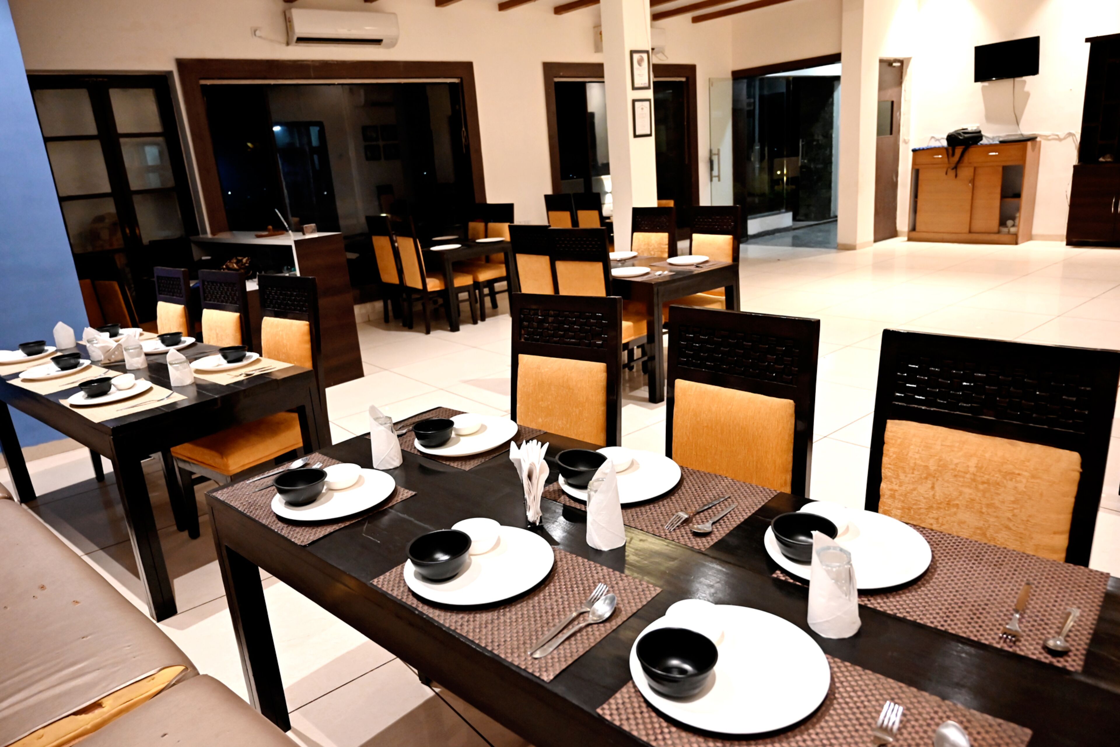 Hotel Badrika Inn