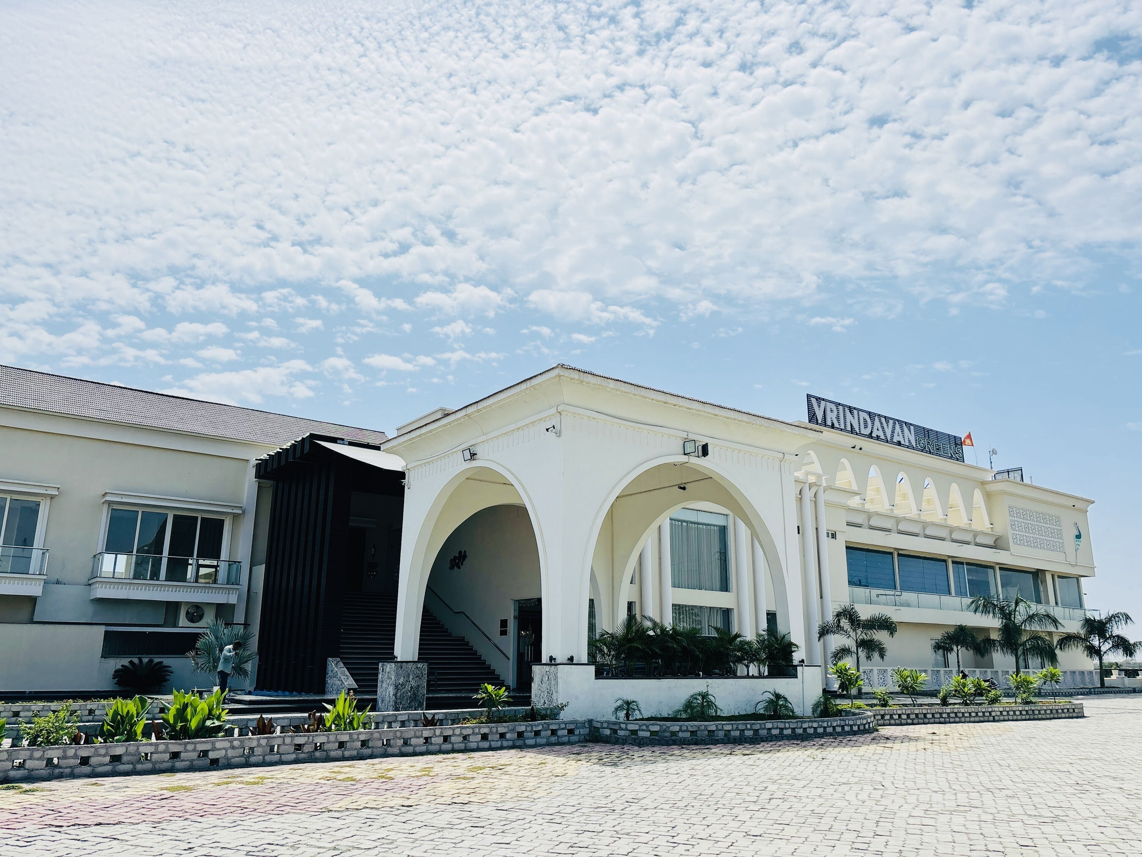 Vrindavan Greens by Hotel Ramdarbar