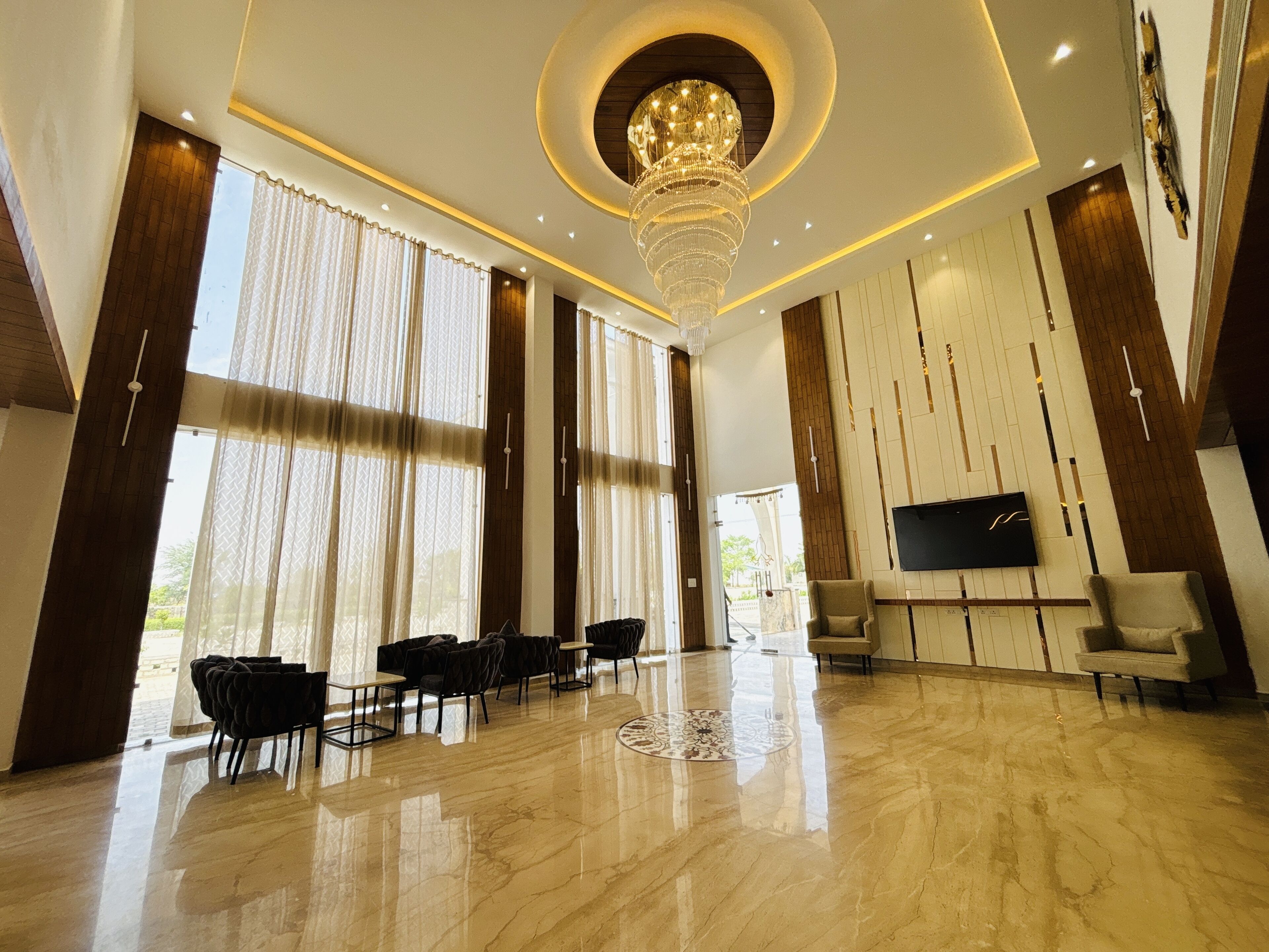 Vrindavan Greens by Hotel Ramdarbar