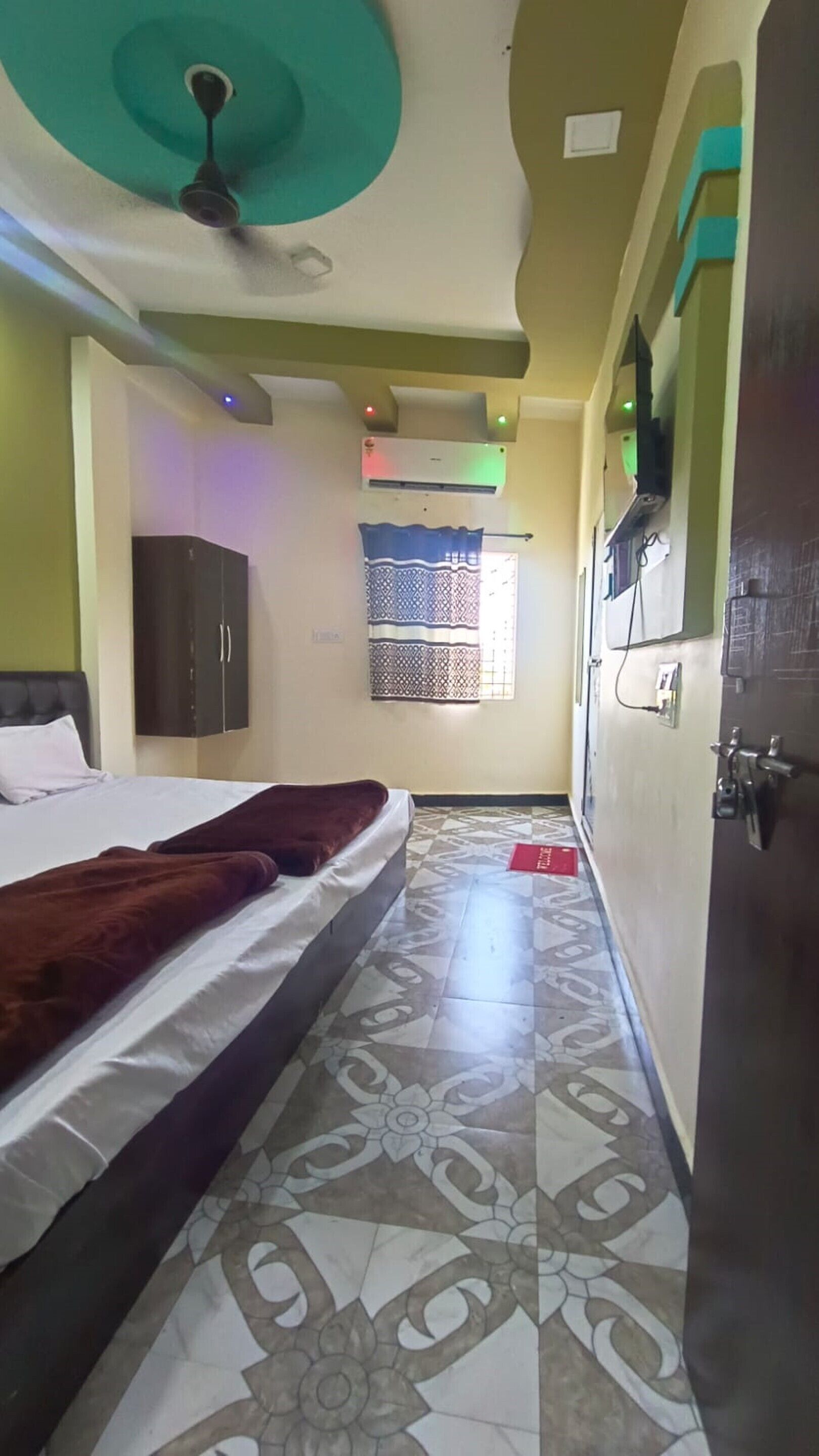 Hotel Priyanshi Palace