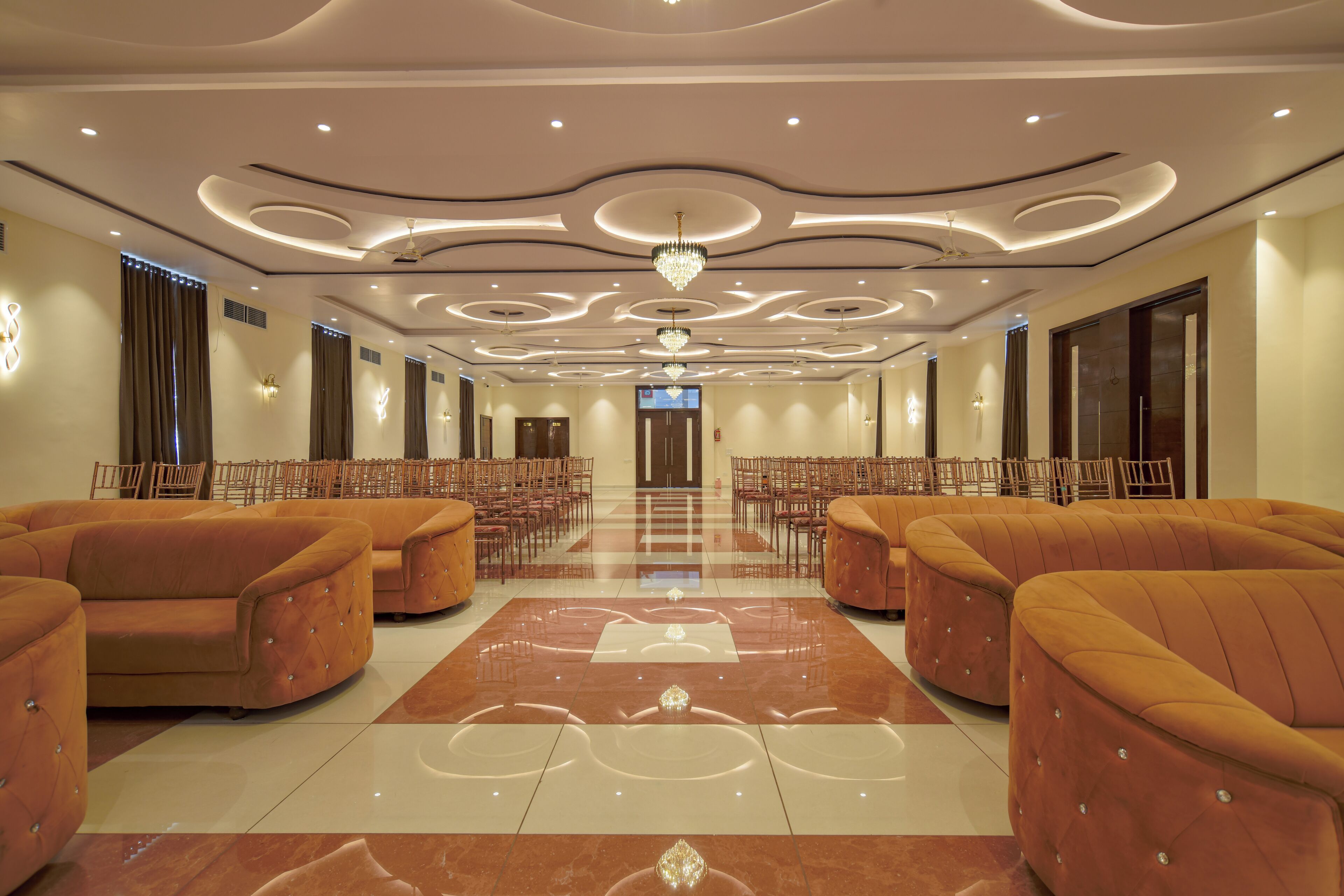 Hotel Radhe Krishna Resort