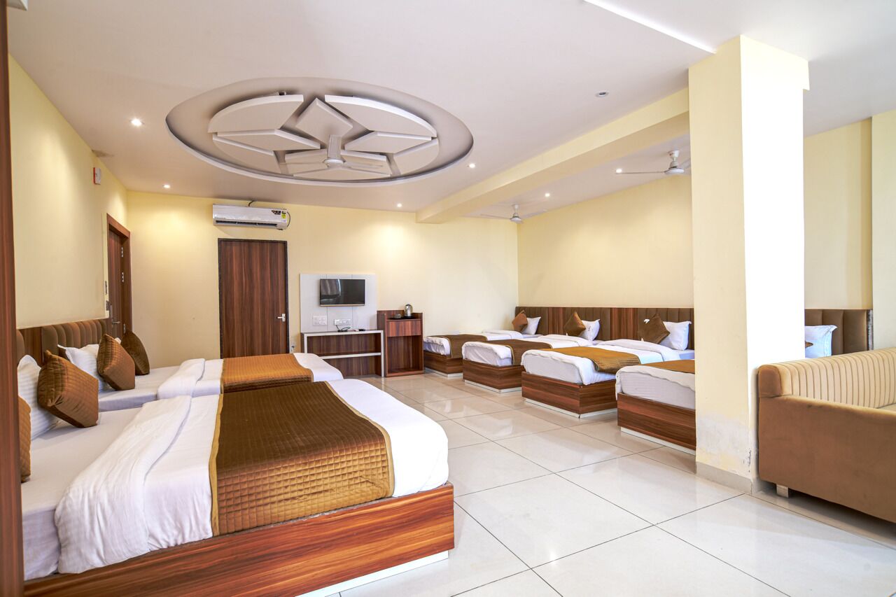 Hotel Radhe Krishna Resort