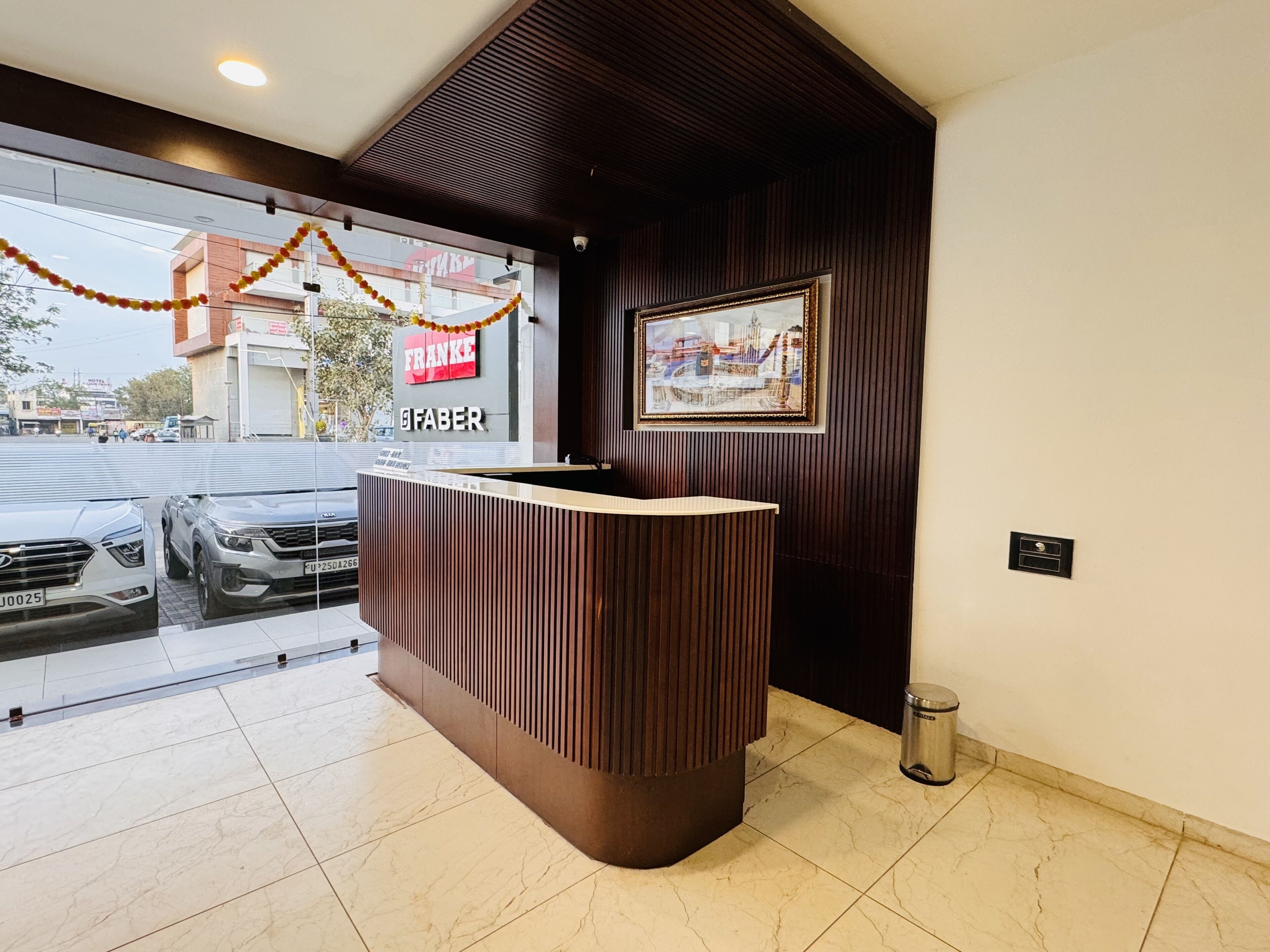 Hotel Rajdev INN