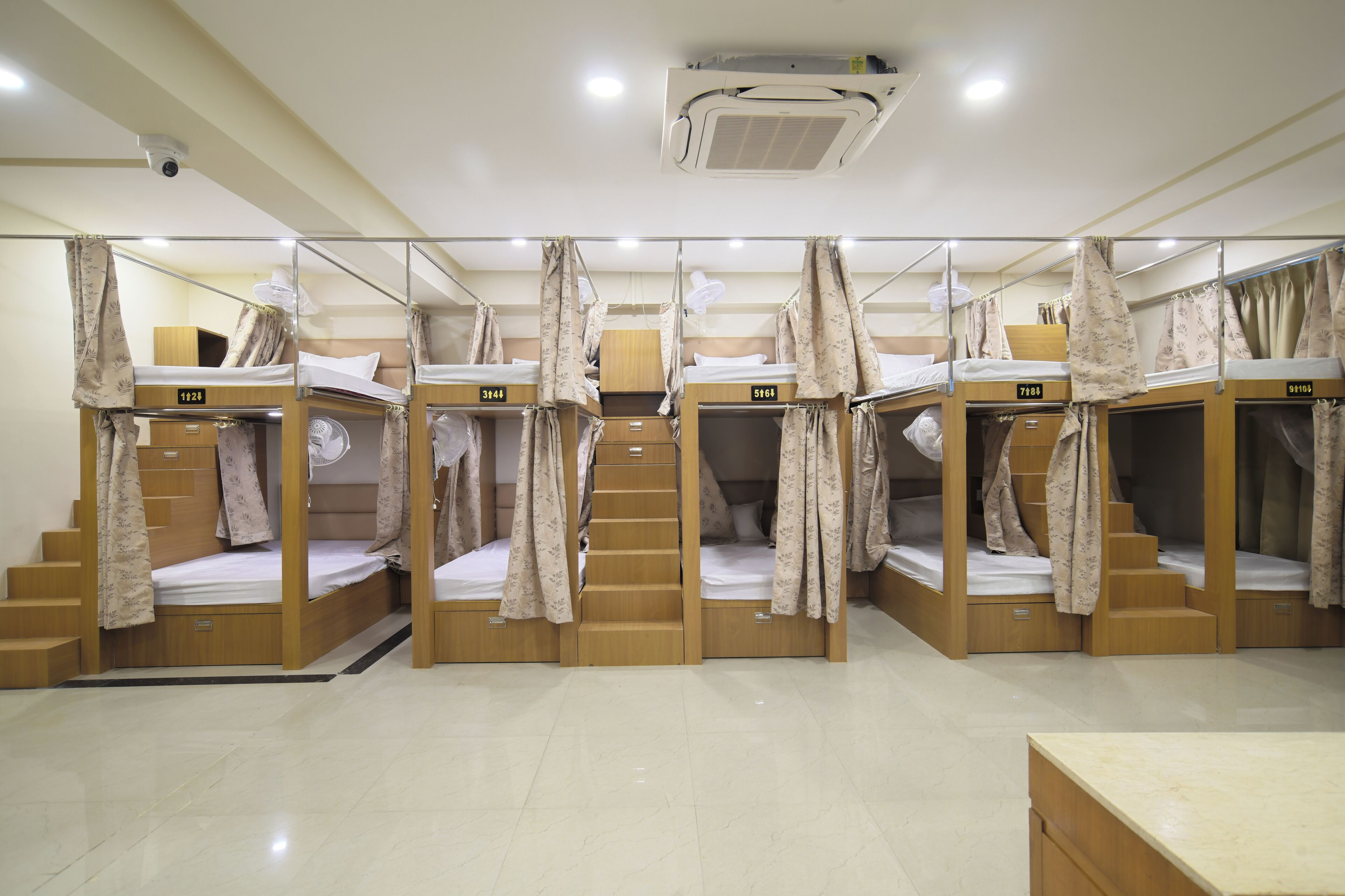 Hotel Shivlok