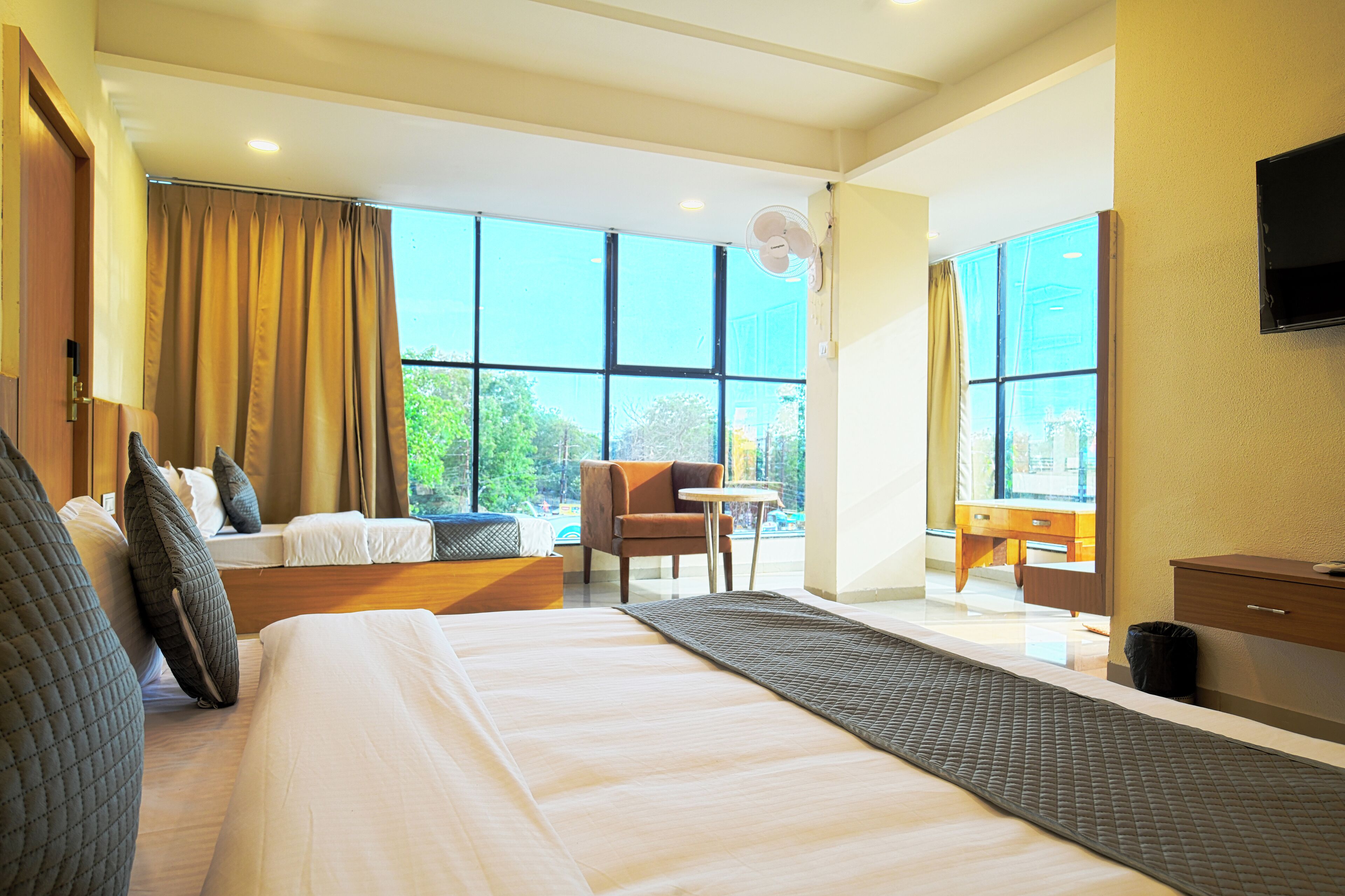 Hotel Shivlok