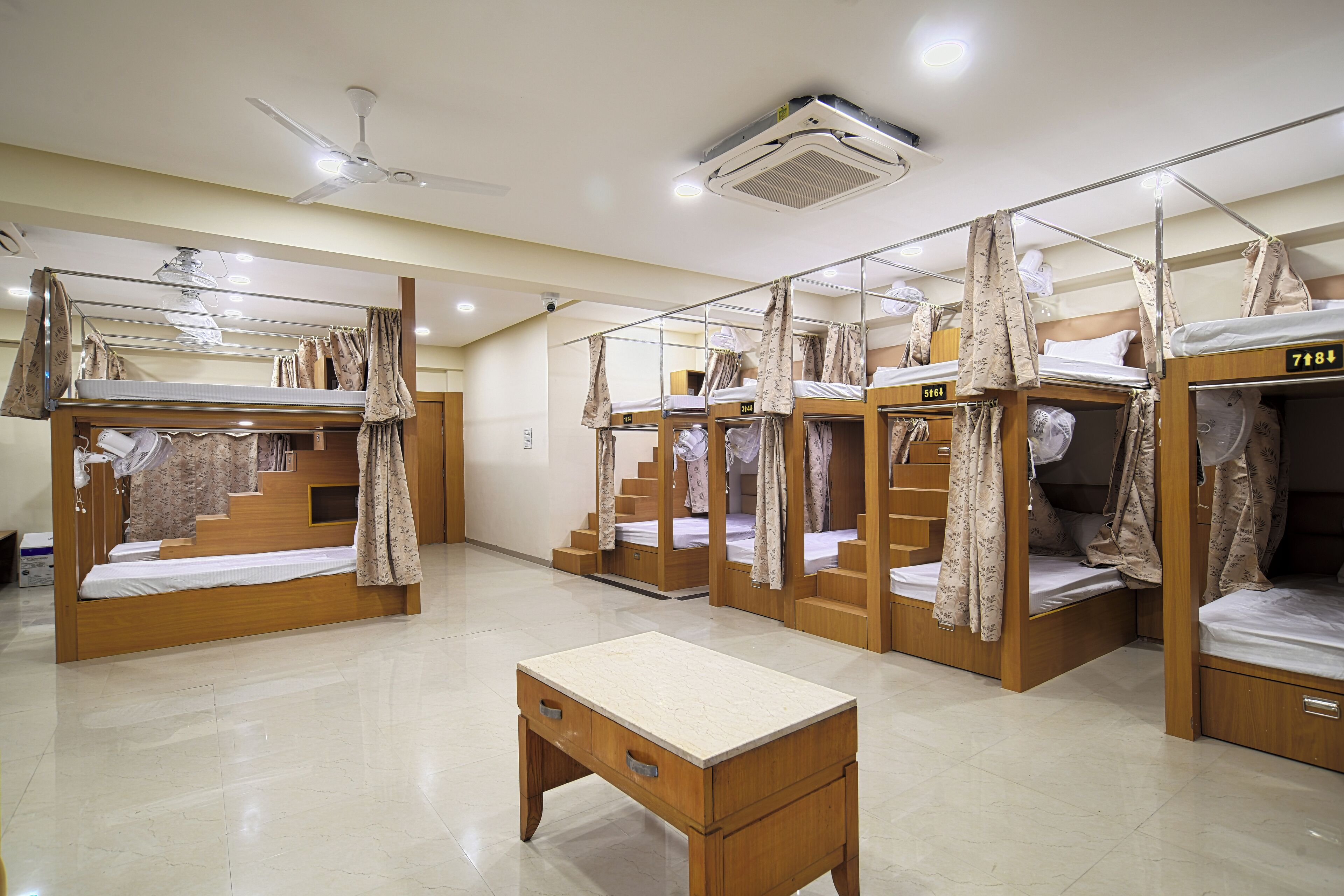 Hotel Shivlok