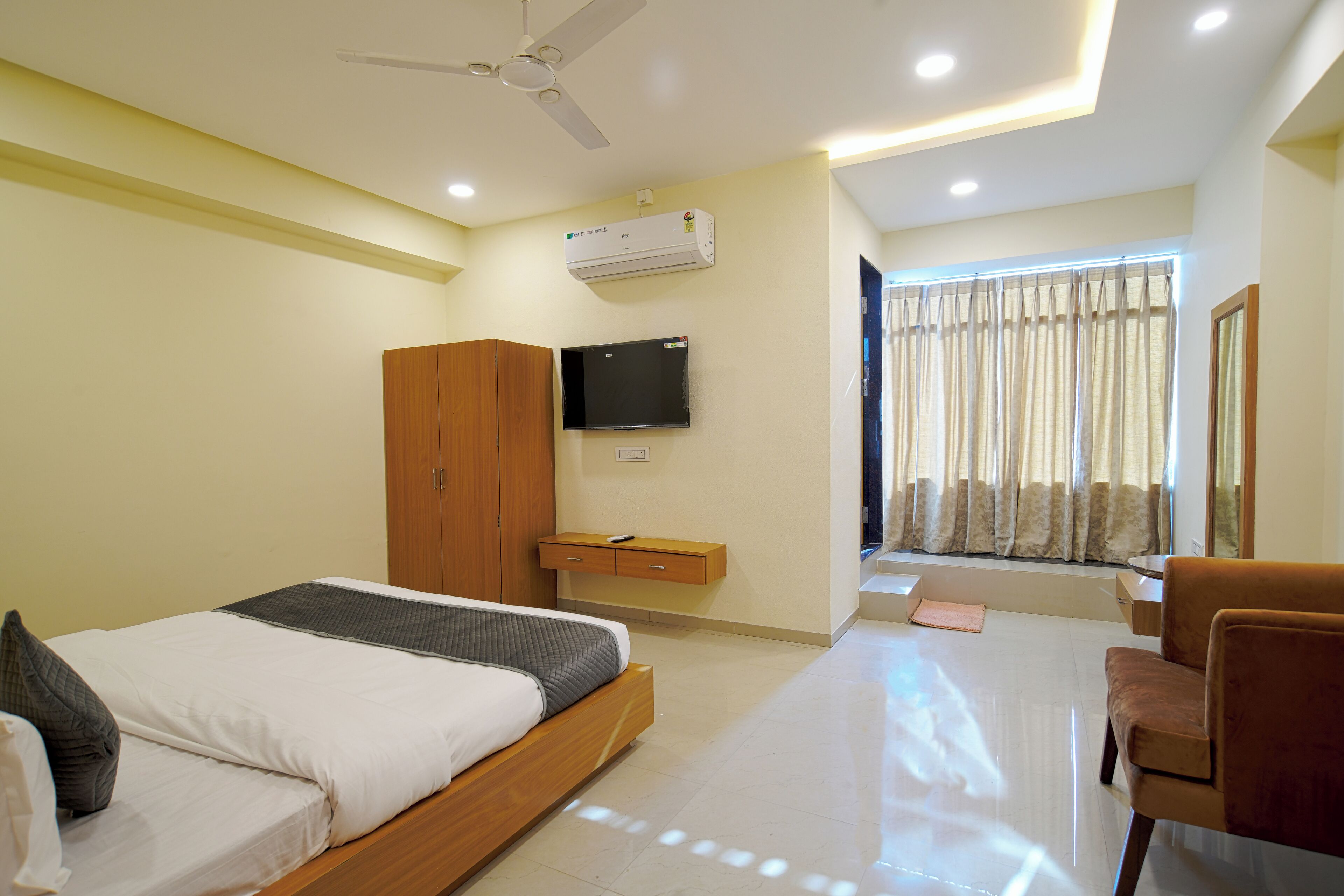 Hotel Shivlok