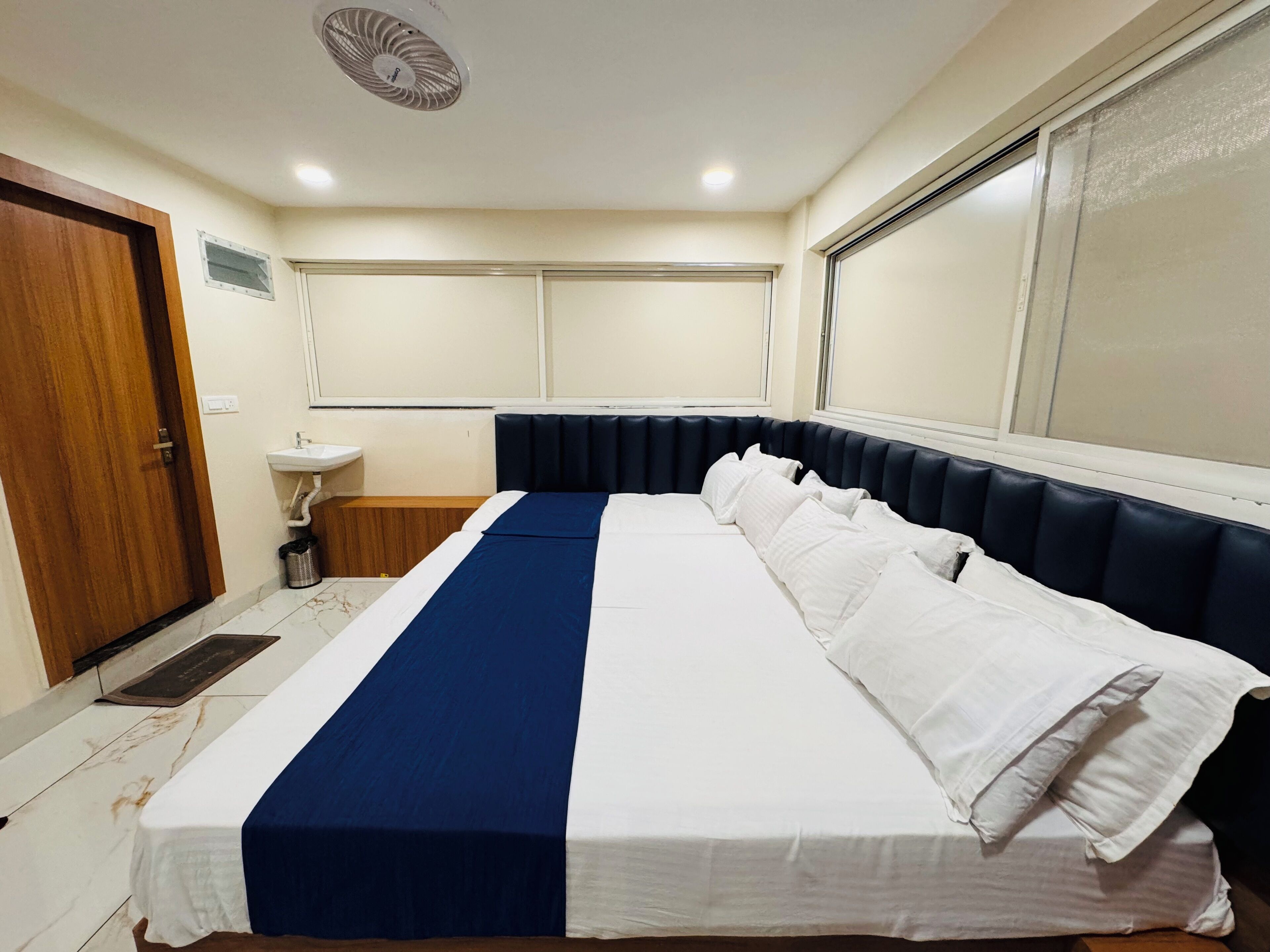 Hotel Shree Krishnam