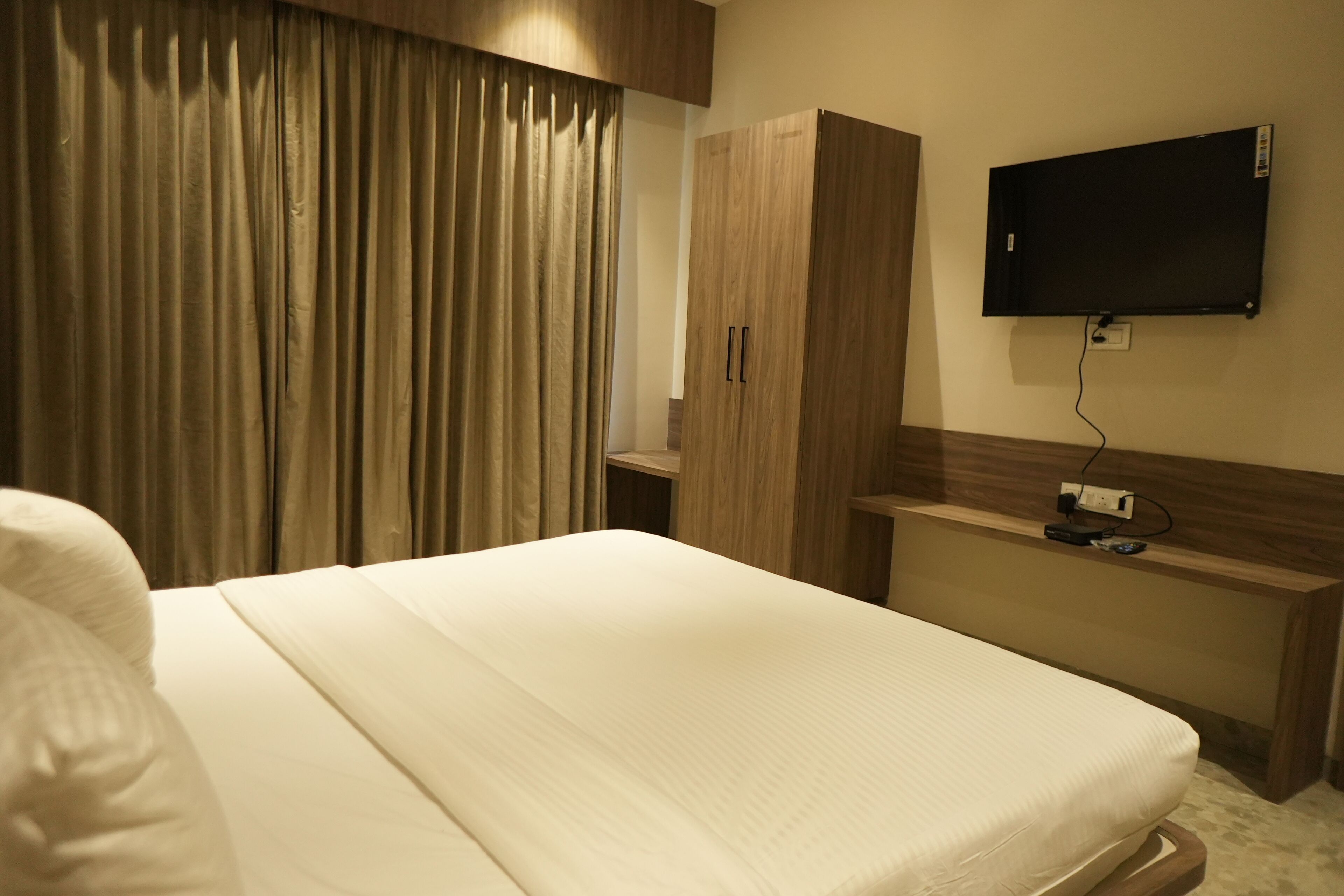 Mansa Club And Resort