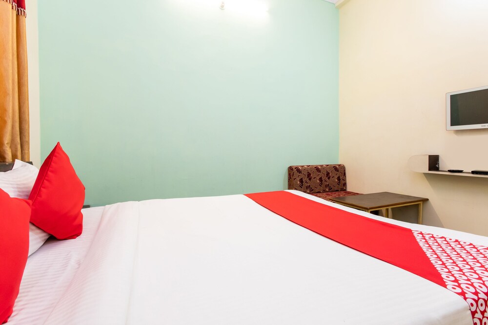 OYO 23361 Hotel Kanakshree
