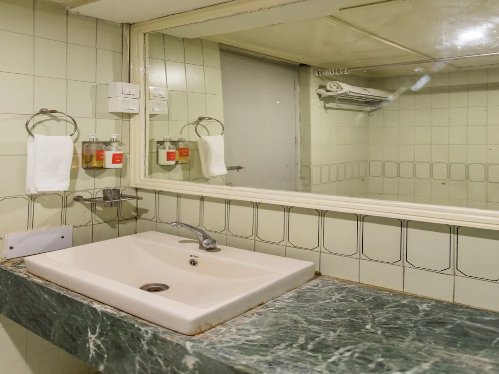 Hotel Amaltas International by OYO Rooms