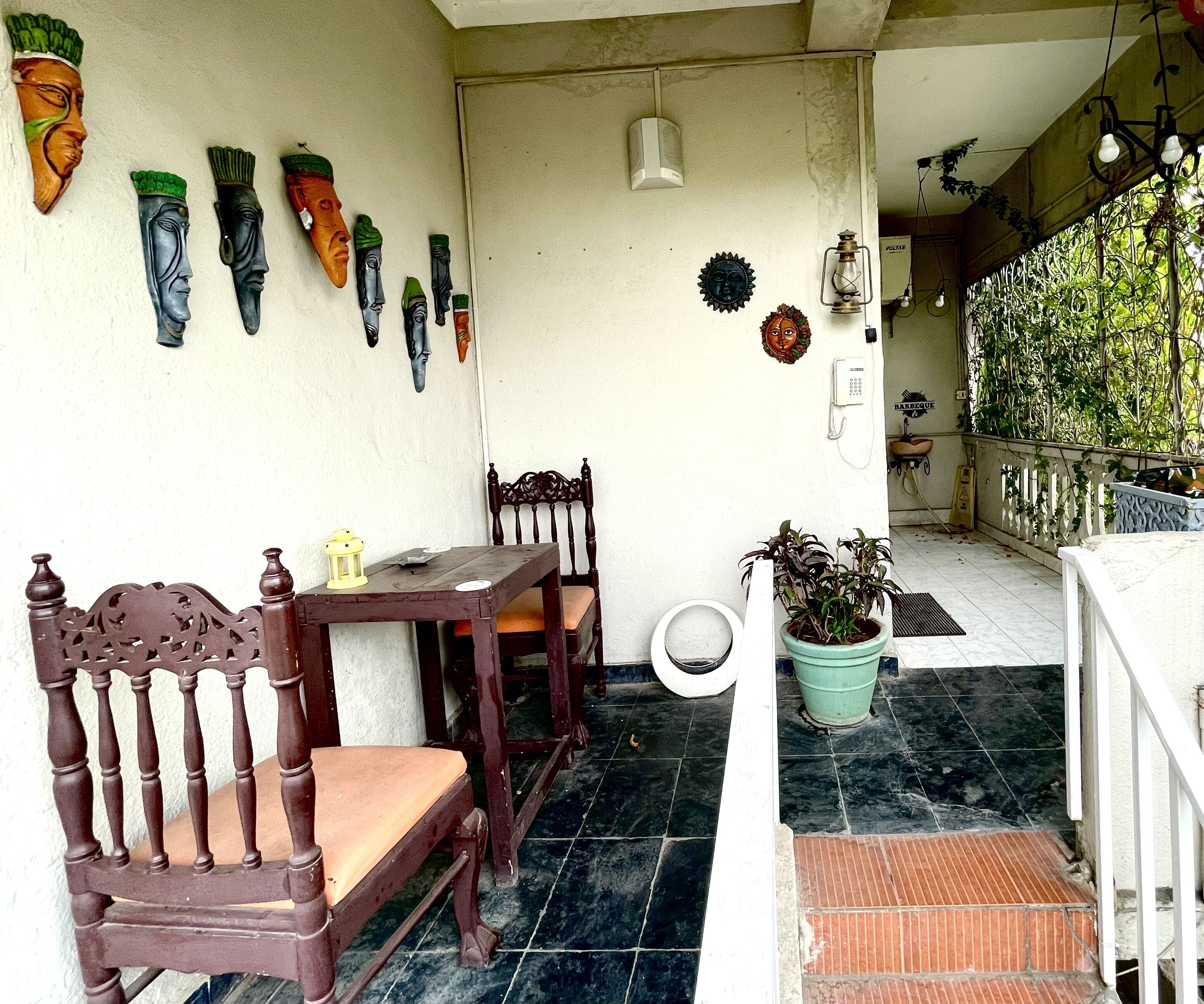 Kakaku The Guest House
