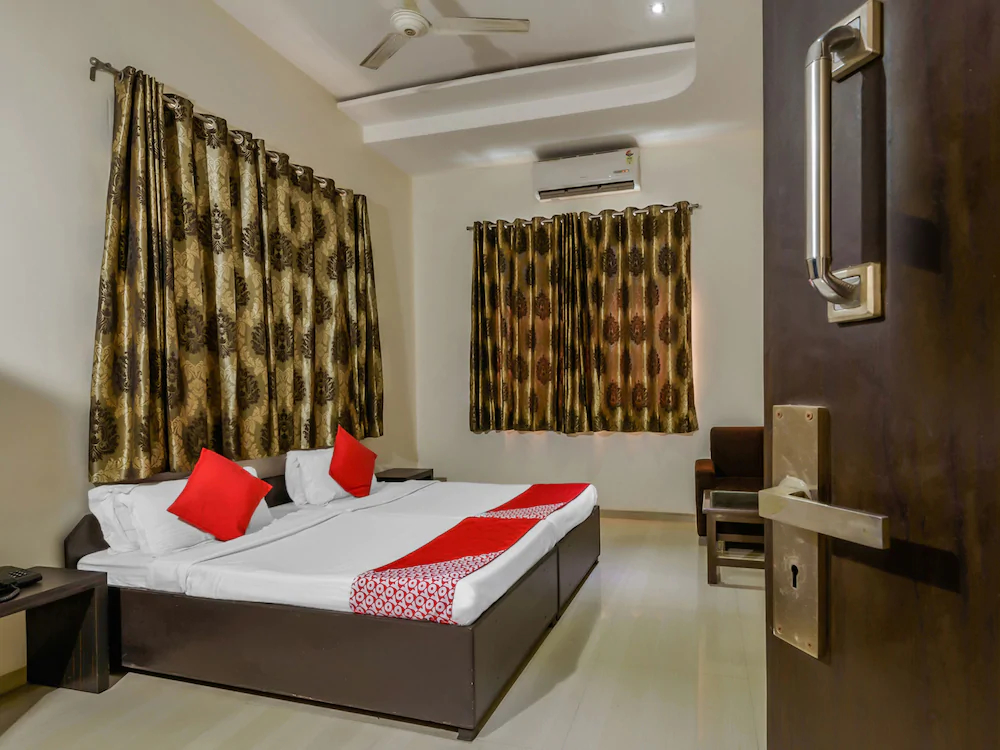 Hotel Rainbow Inn by OYO Rooms