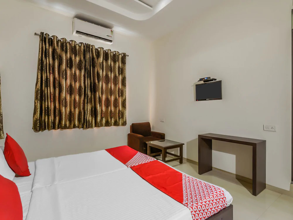 Hotel Rainbow Inn by OYO Rooms
