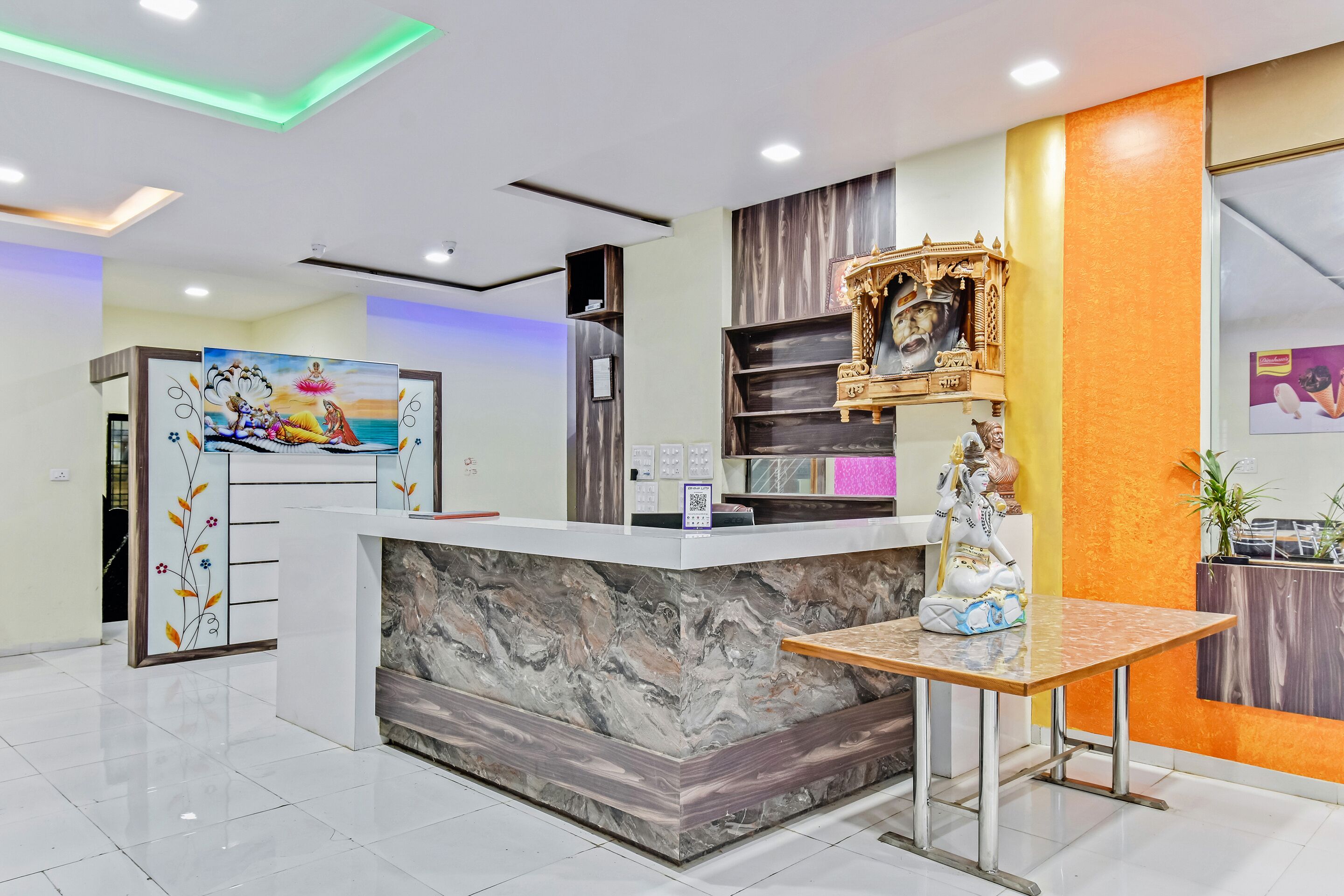 Hotel Siddheshwar by OYO Rooms