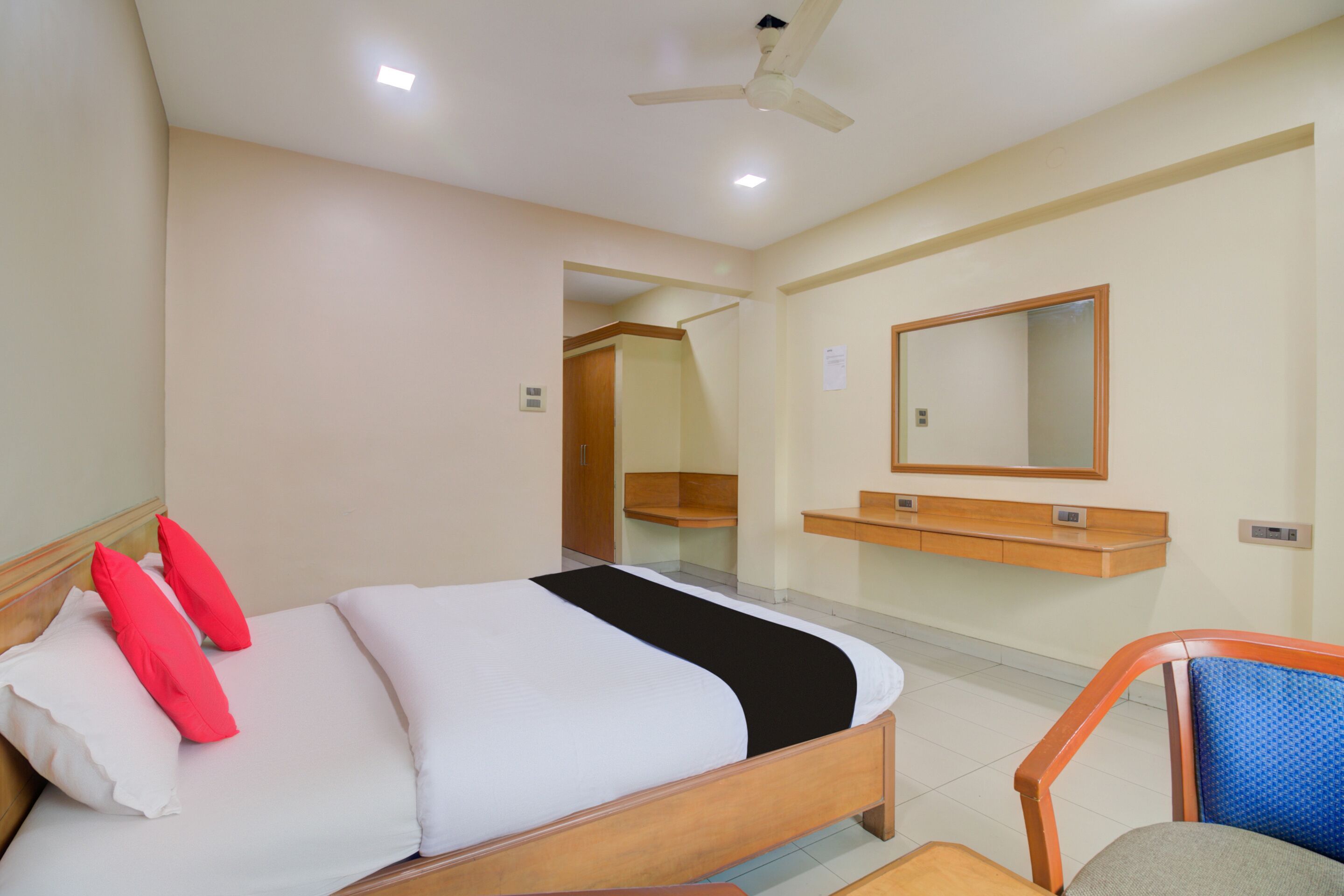 Tuliipstays Hotel Ashok Bhiwandi by OYO Rooms