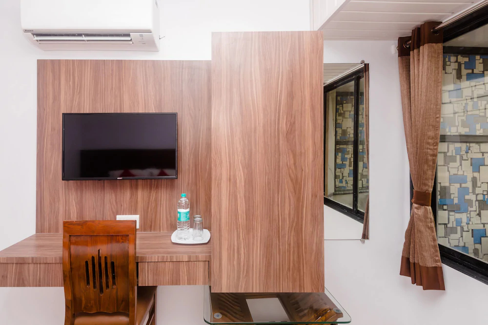 Hotel Apple Inn by OYO Rooms
