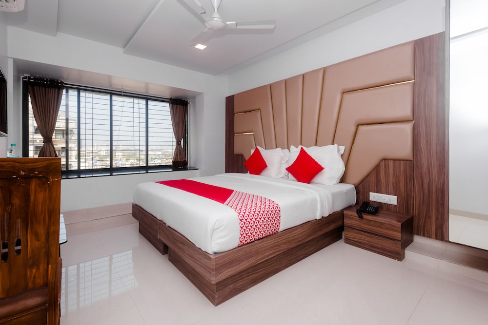 Hotel Apple Inn by OYO Rooms