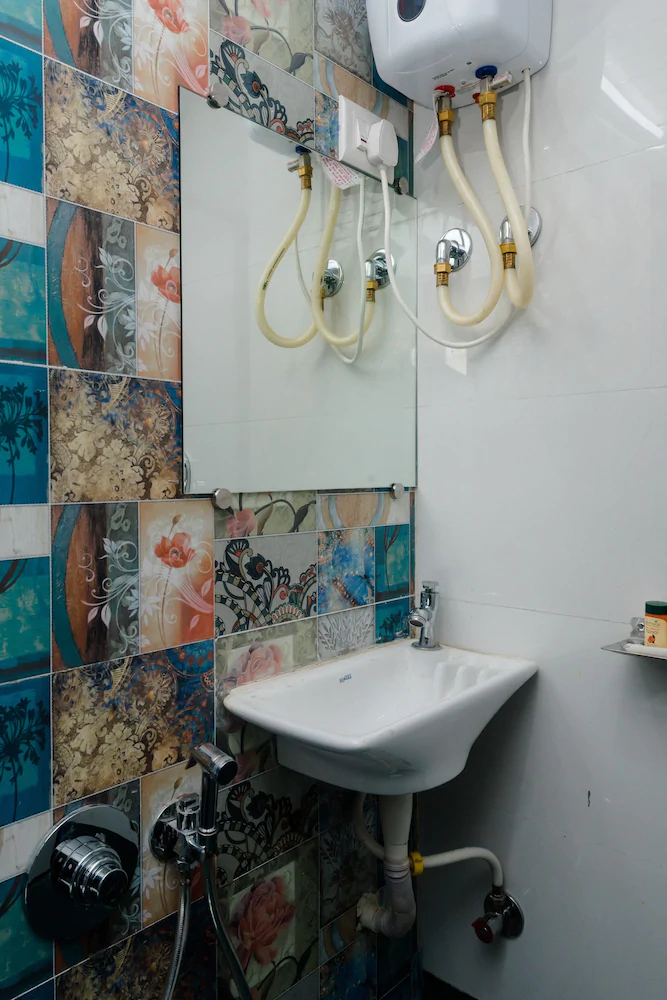 Hotel Apple Inn by OYO Rooms