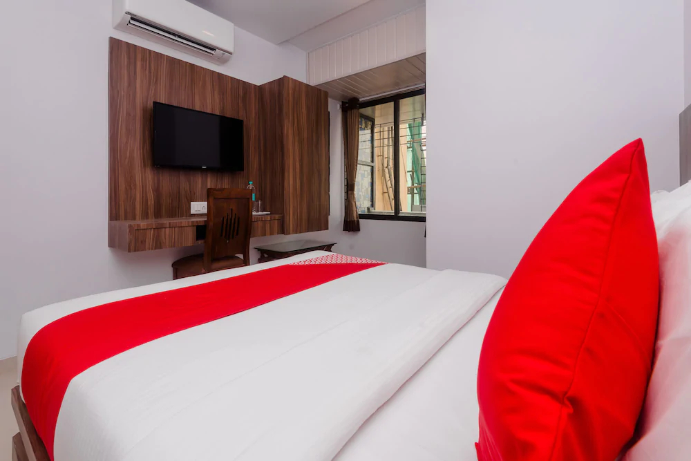 Hotel Apple Inn by OYO Rooms