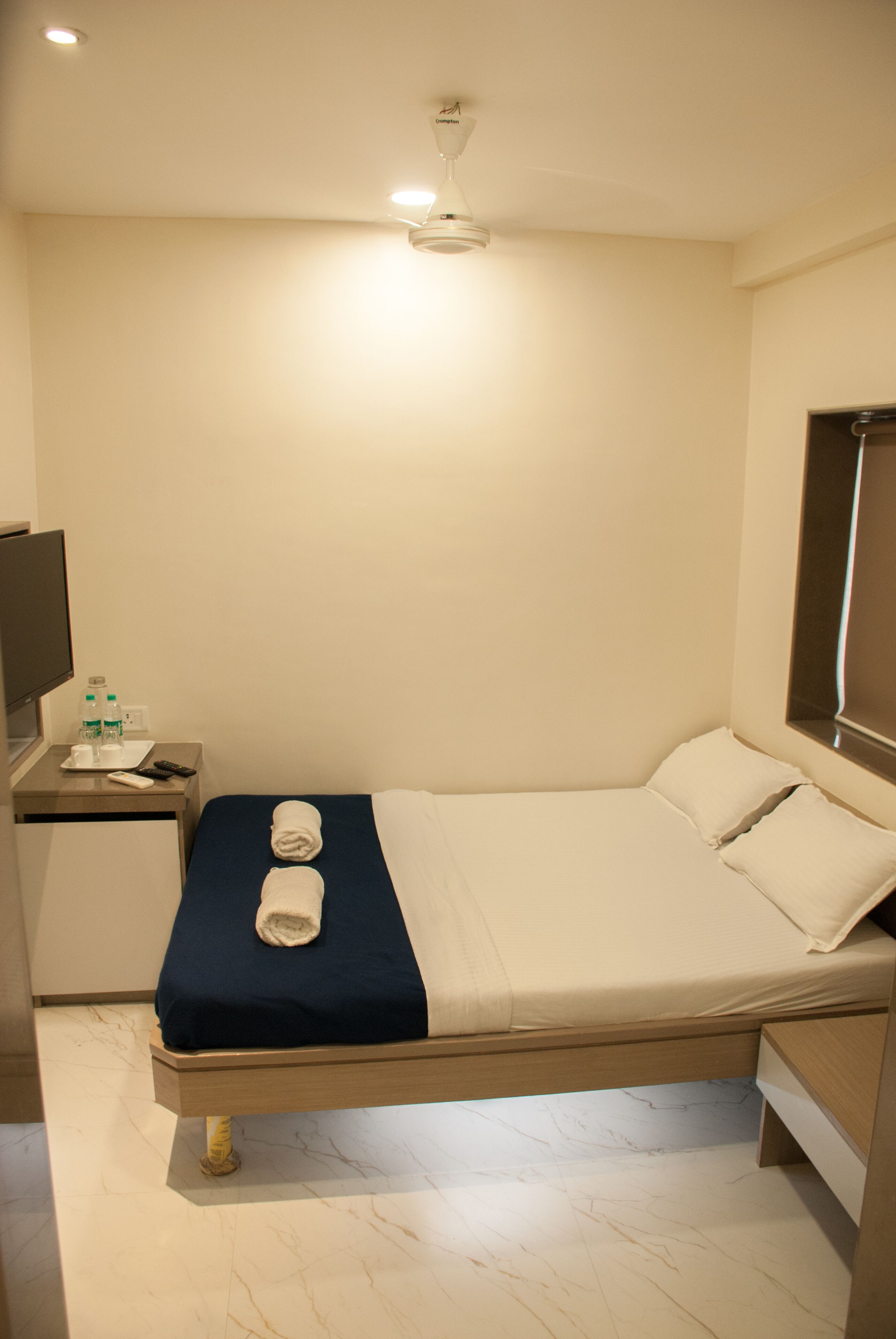 City Hotel